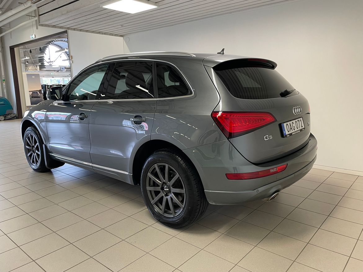 Audi - Q5