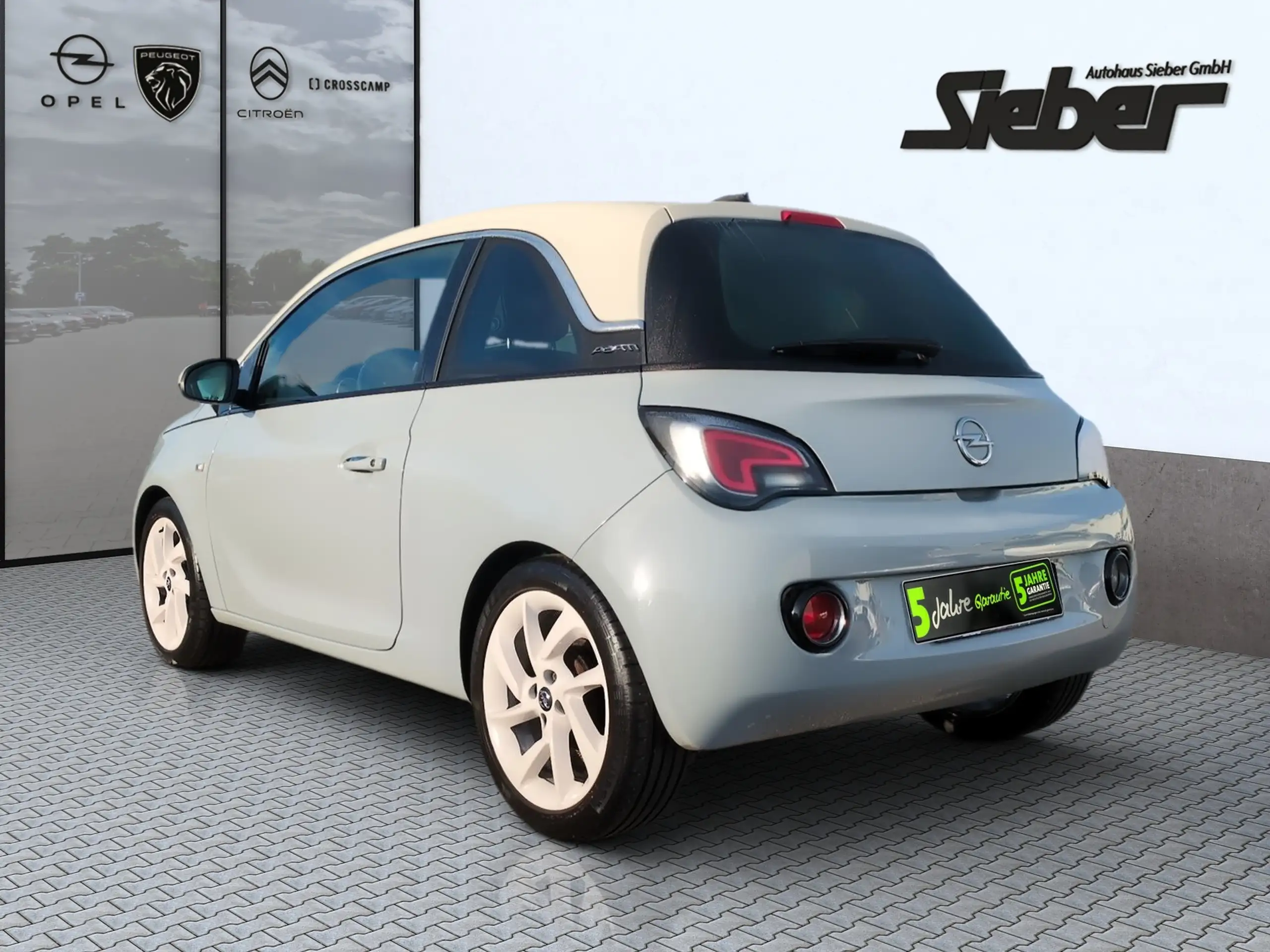 Opel - Adam