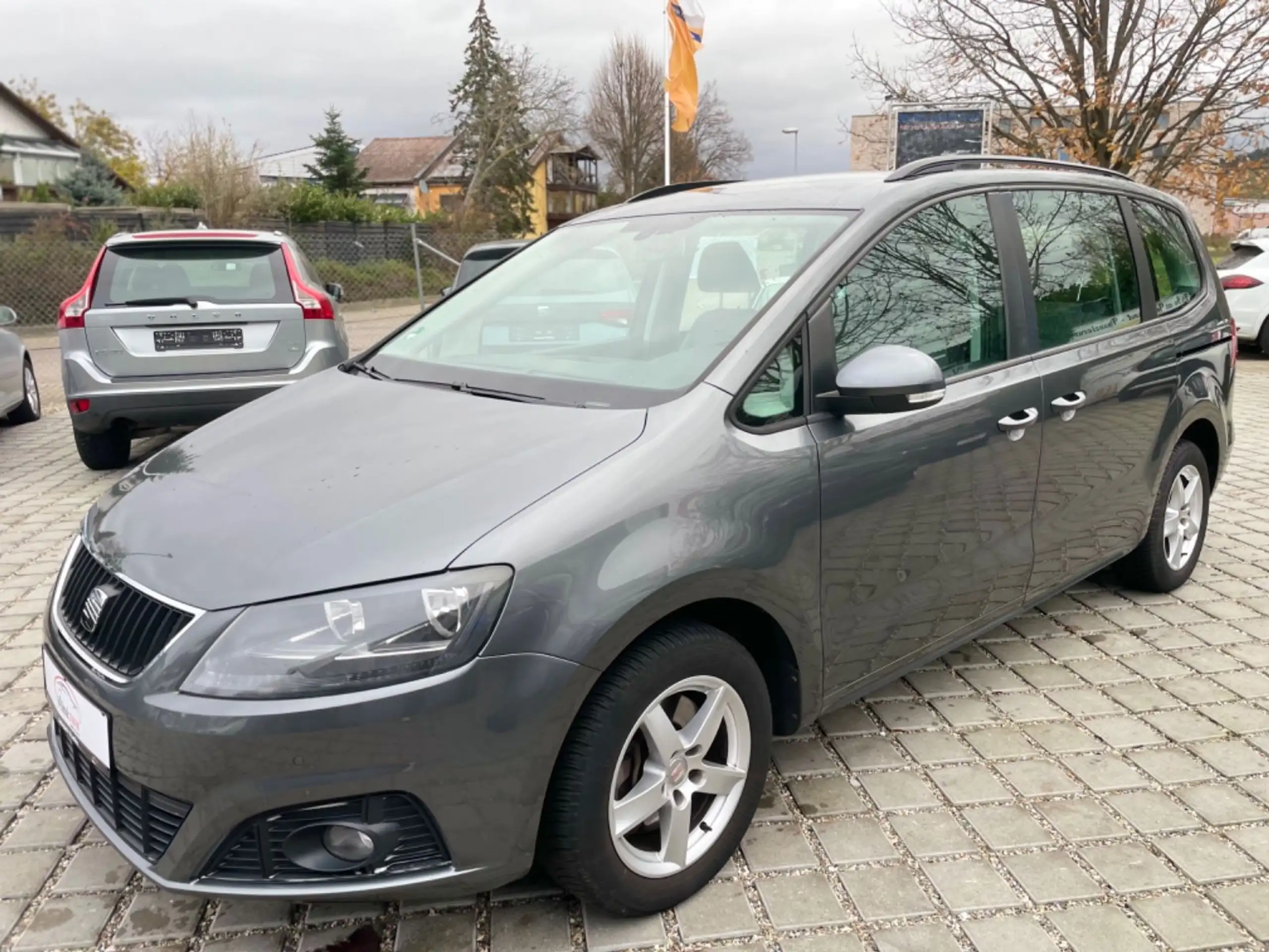 SEAT - Alhambra