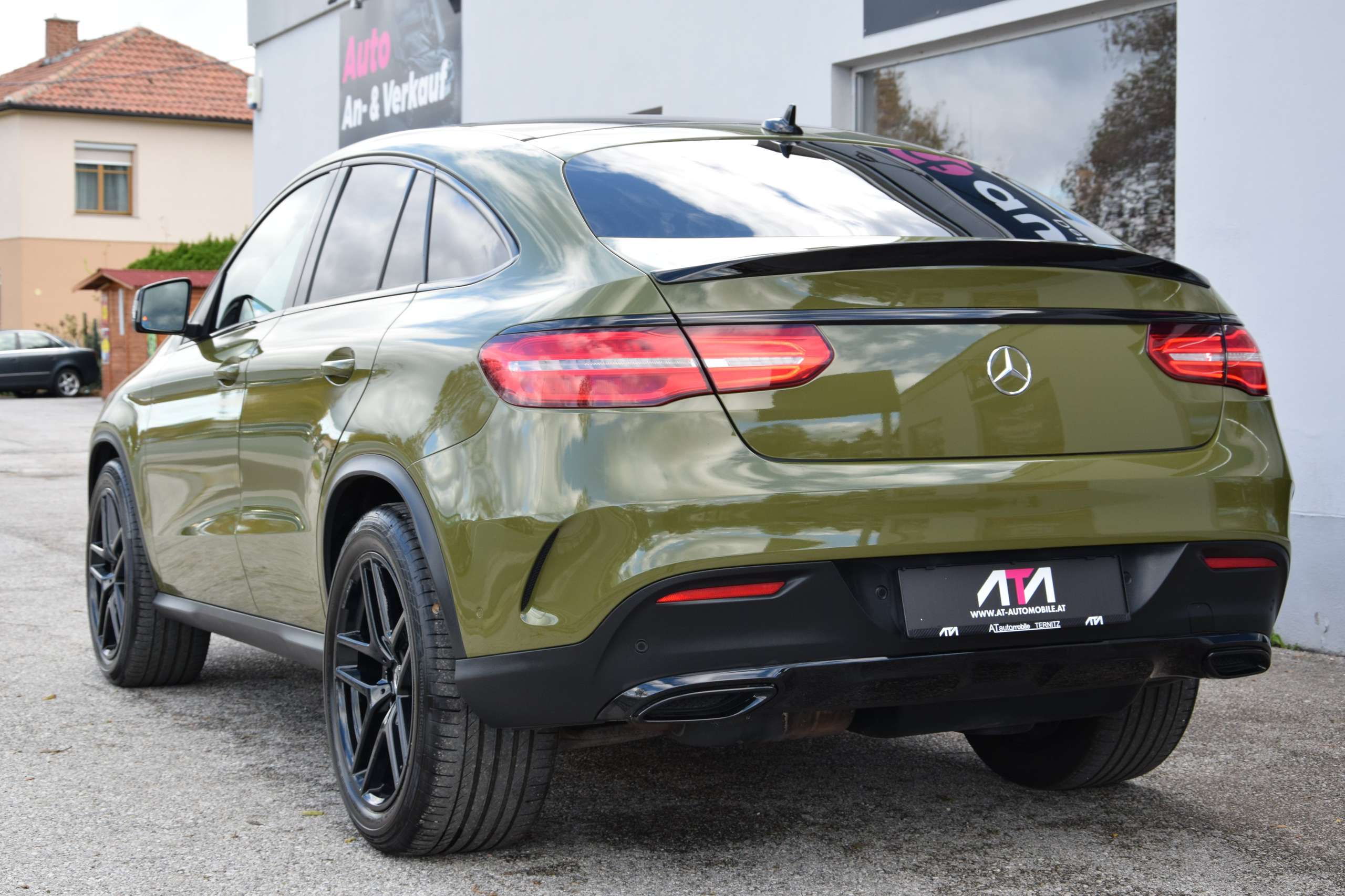 Mercedes-Benz - GLE 350