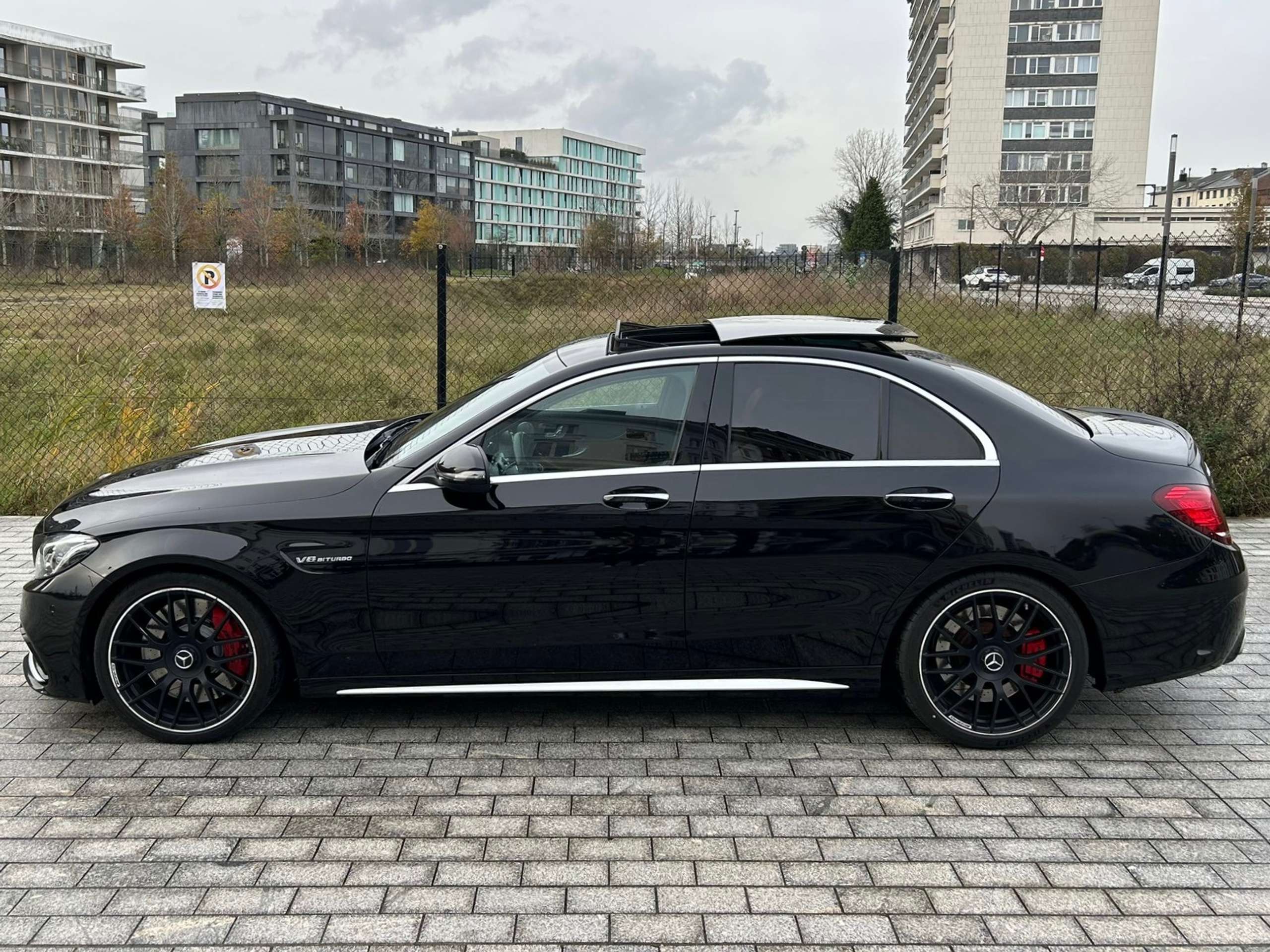 Mercedes-Benz - C 63 AMG