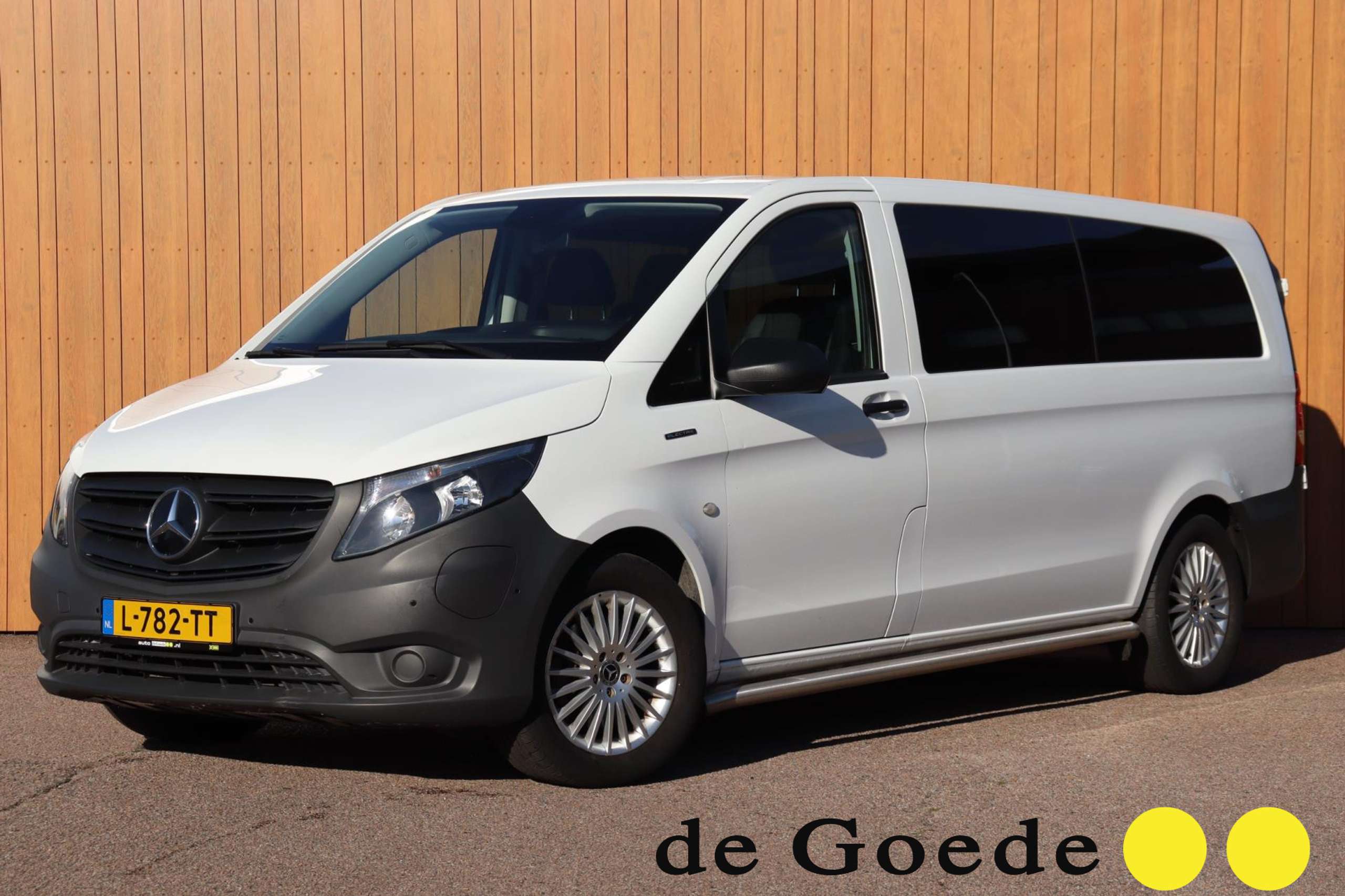 Mercedes-Benz - Vito