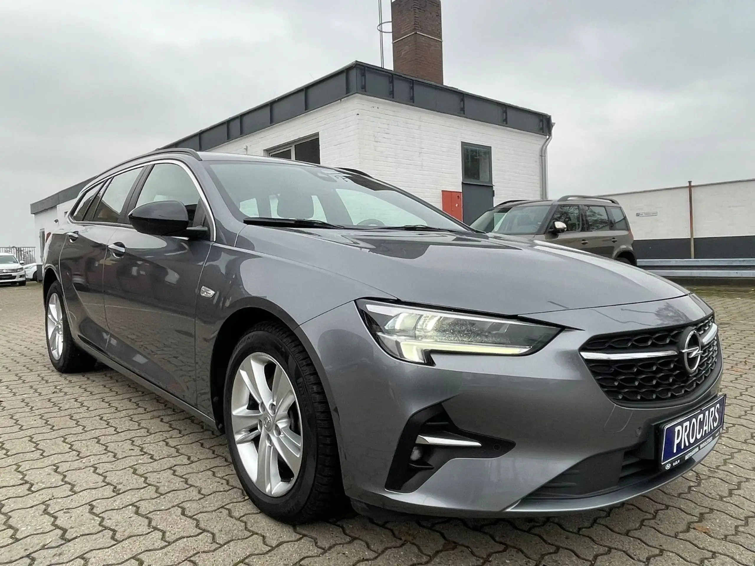 Opel - Insignia