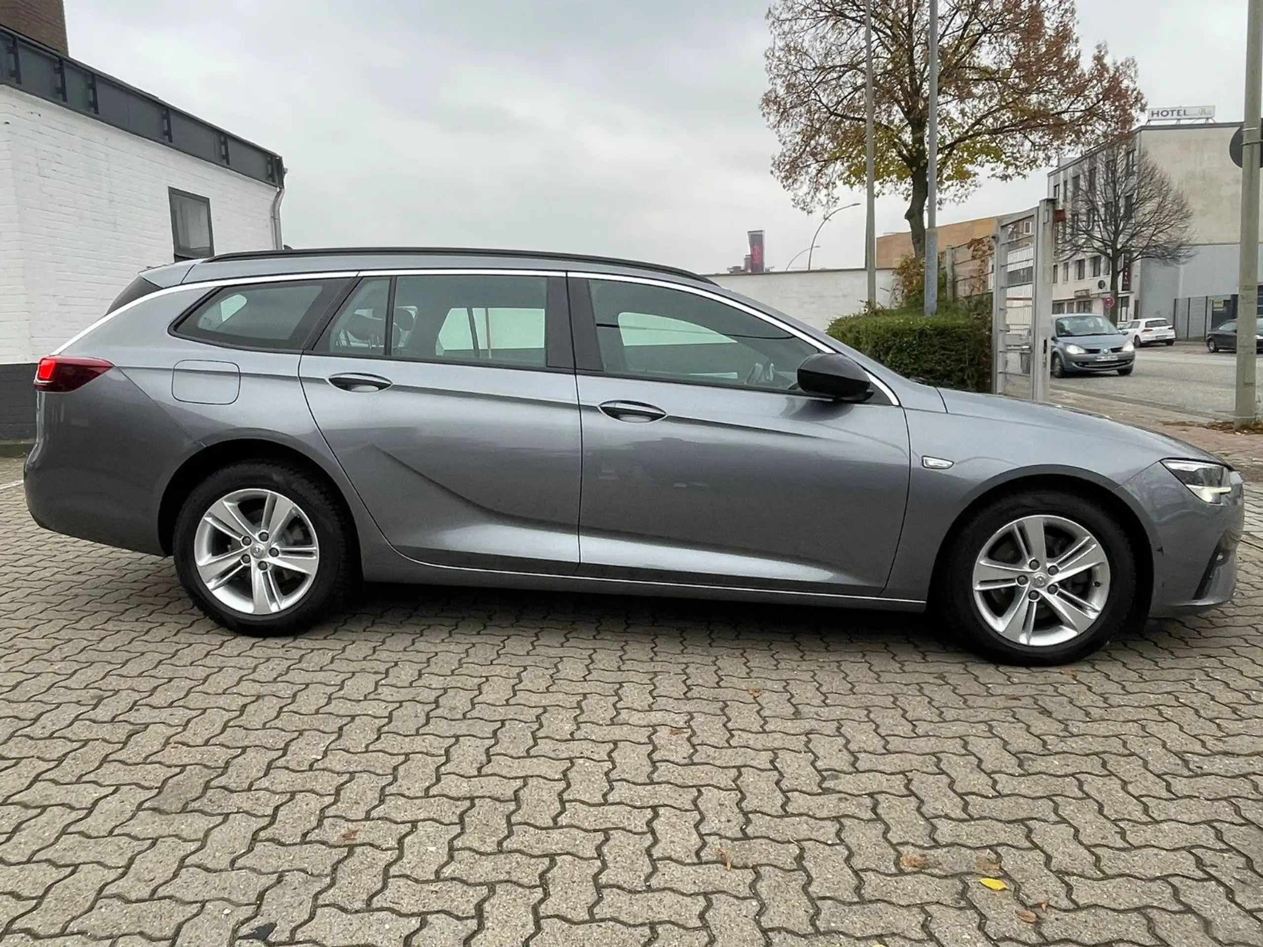 Opel - Insignia