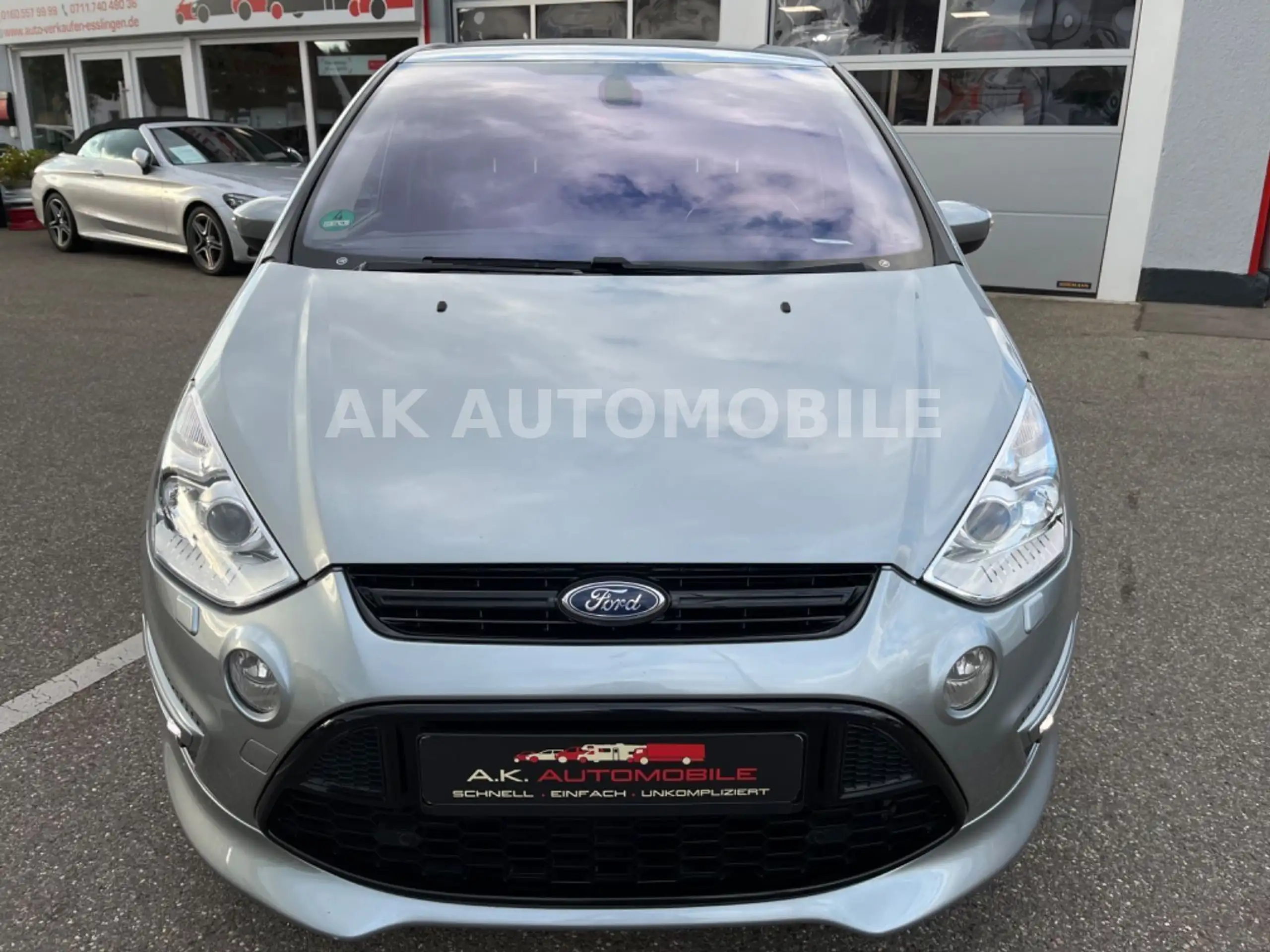 Ford - S-Max