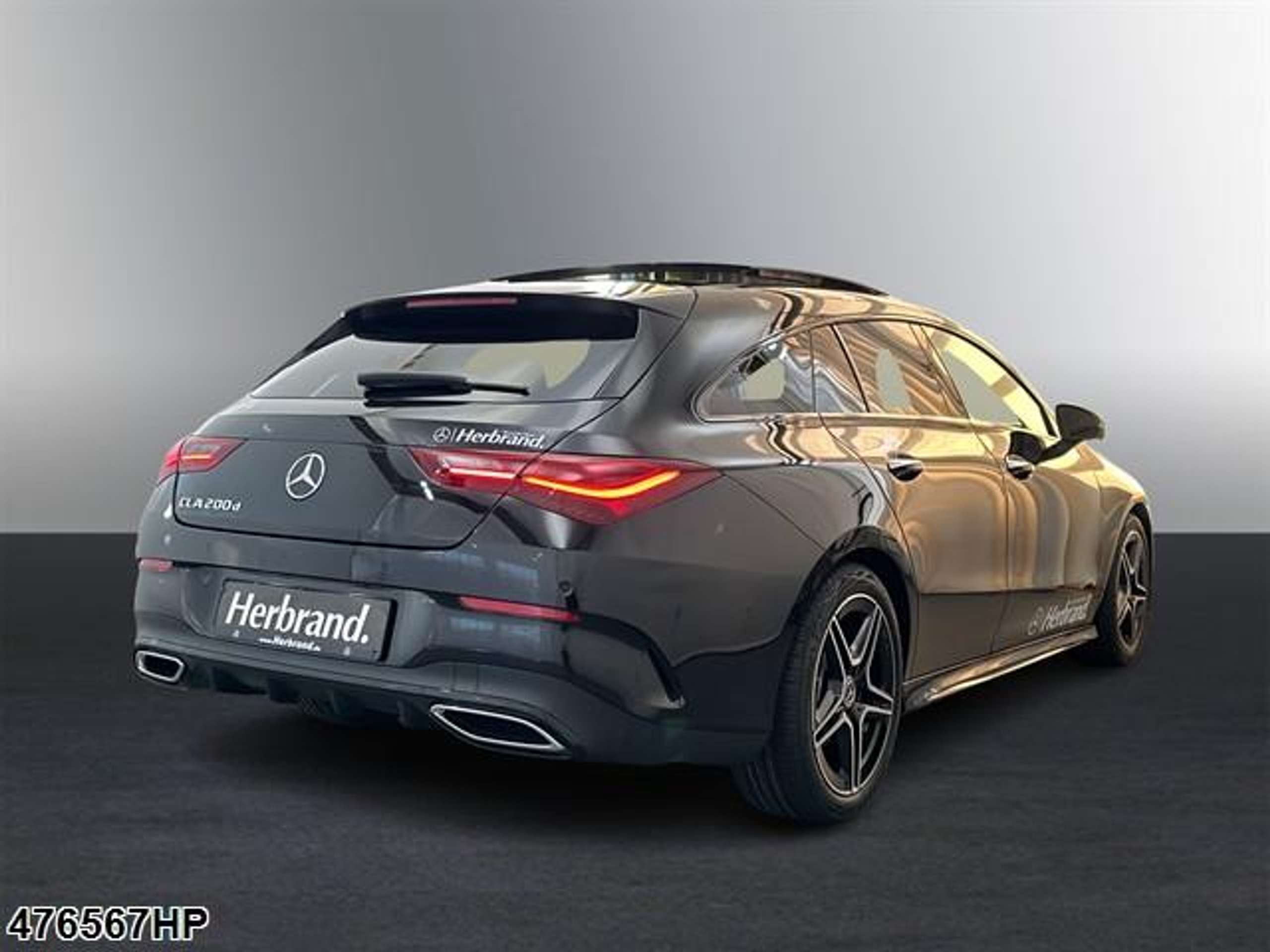 Mercedes-Benz - CLA 200