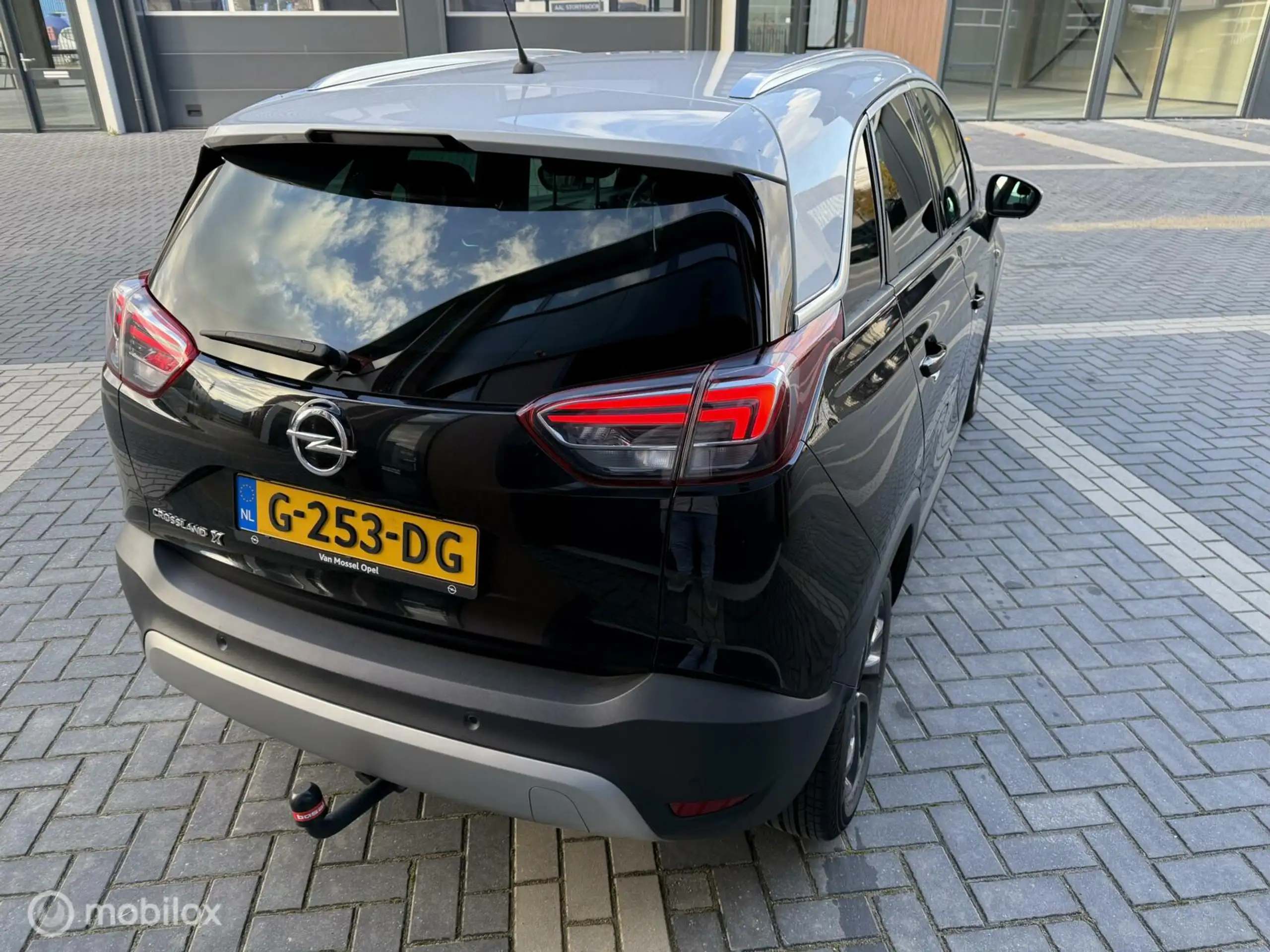 Opel - Crossland X