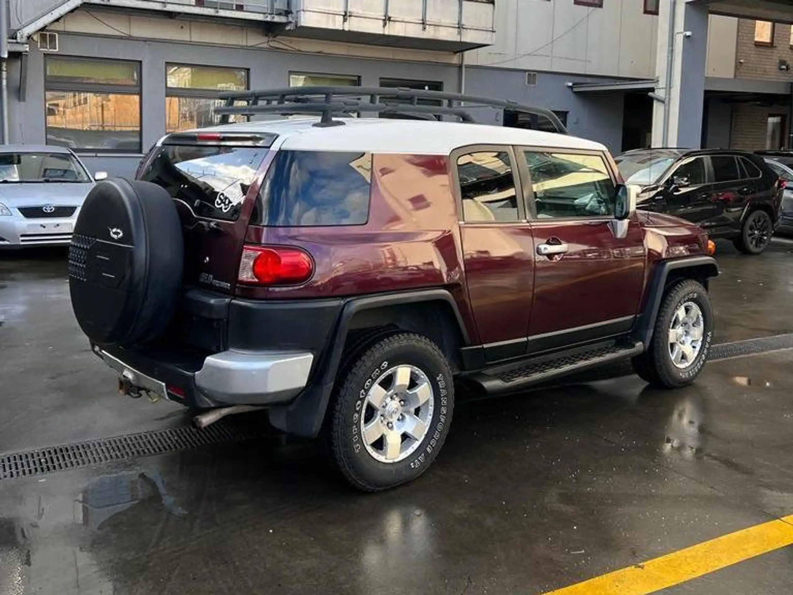 Toyota - FJ Cruiser