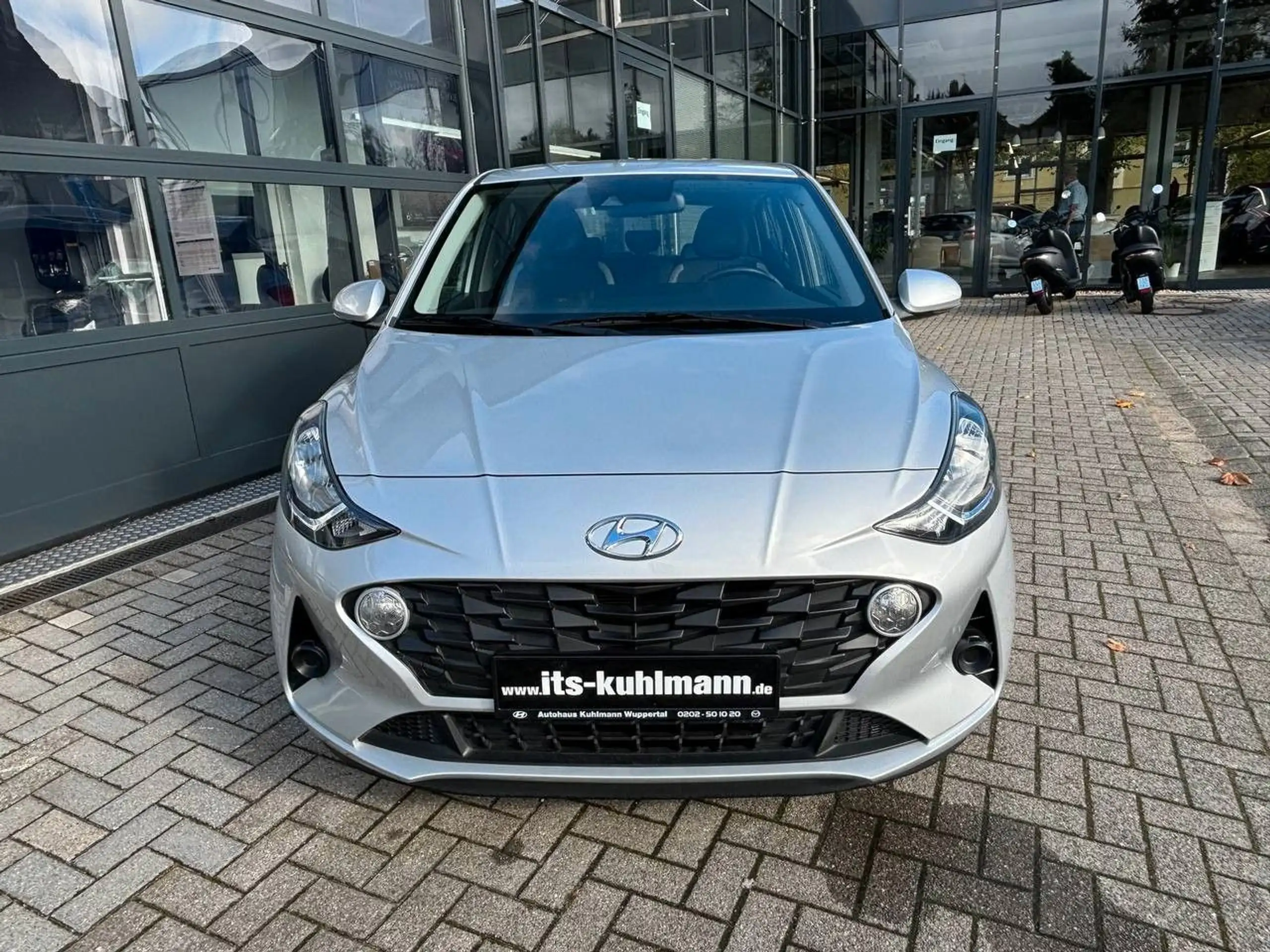 Hyundai - i10