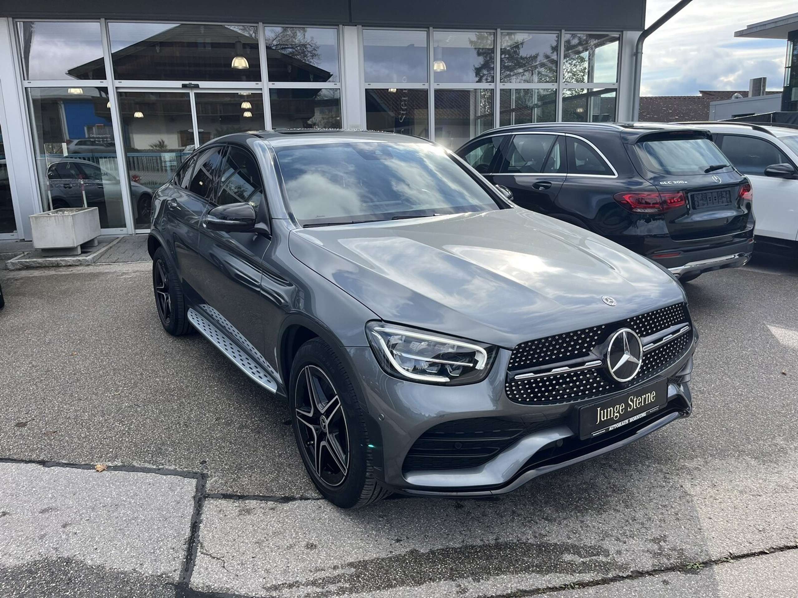 Mercedes-Benz - GLC 300