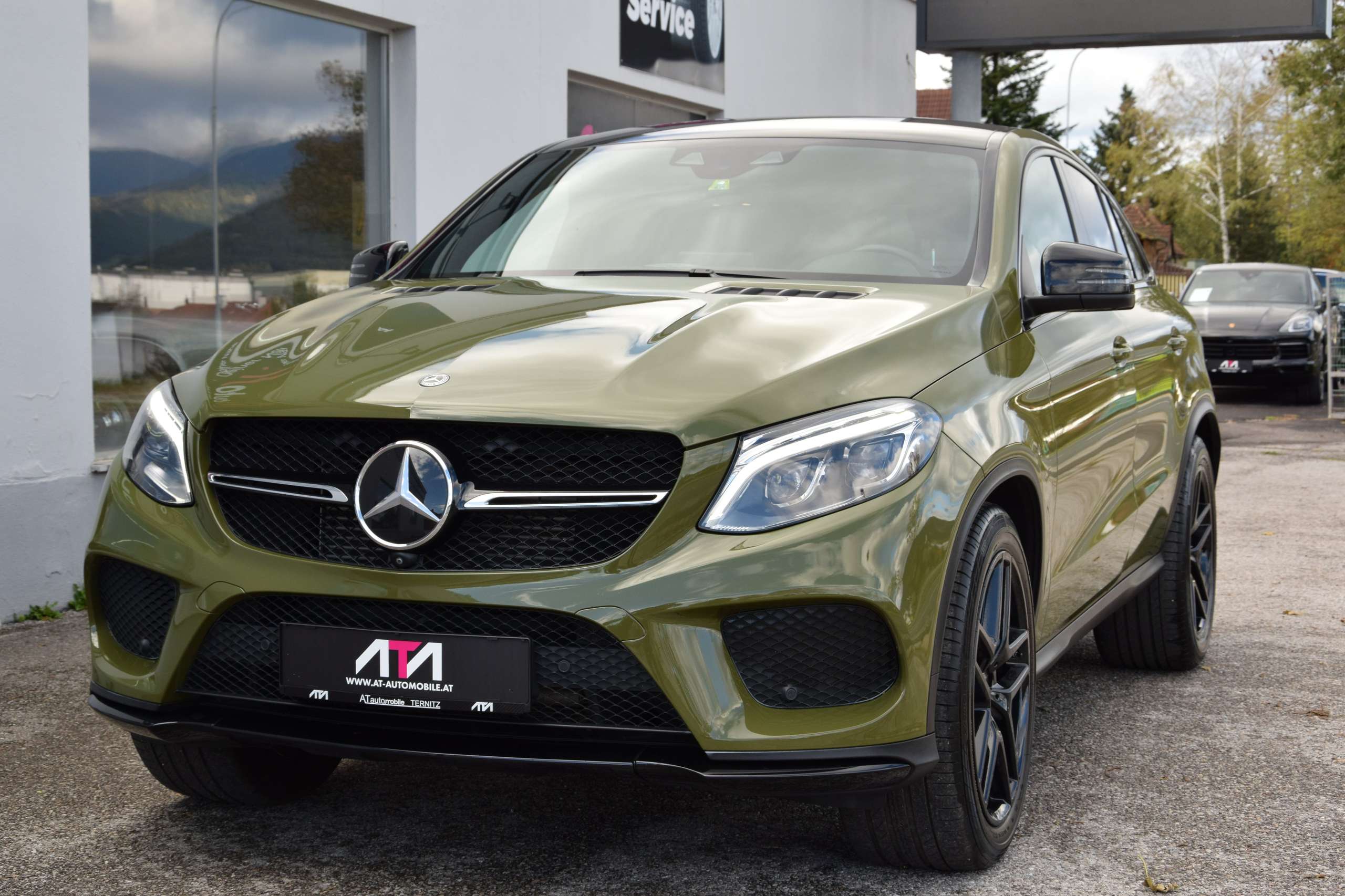 Mercedes-Benz - GLE 350