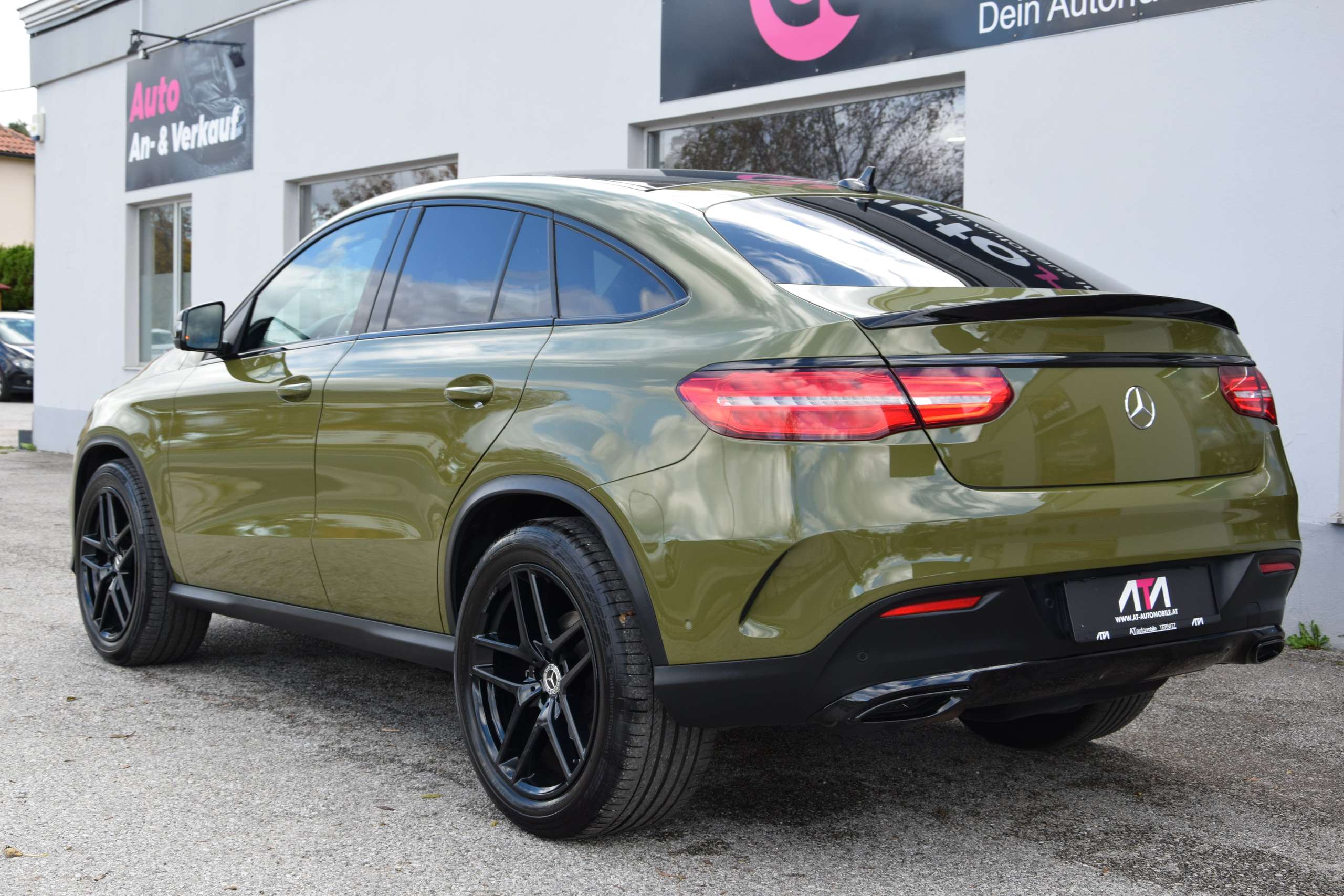 Mercedes-Benz - GLE 350