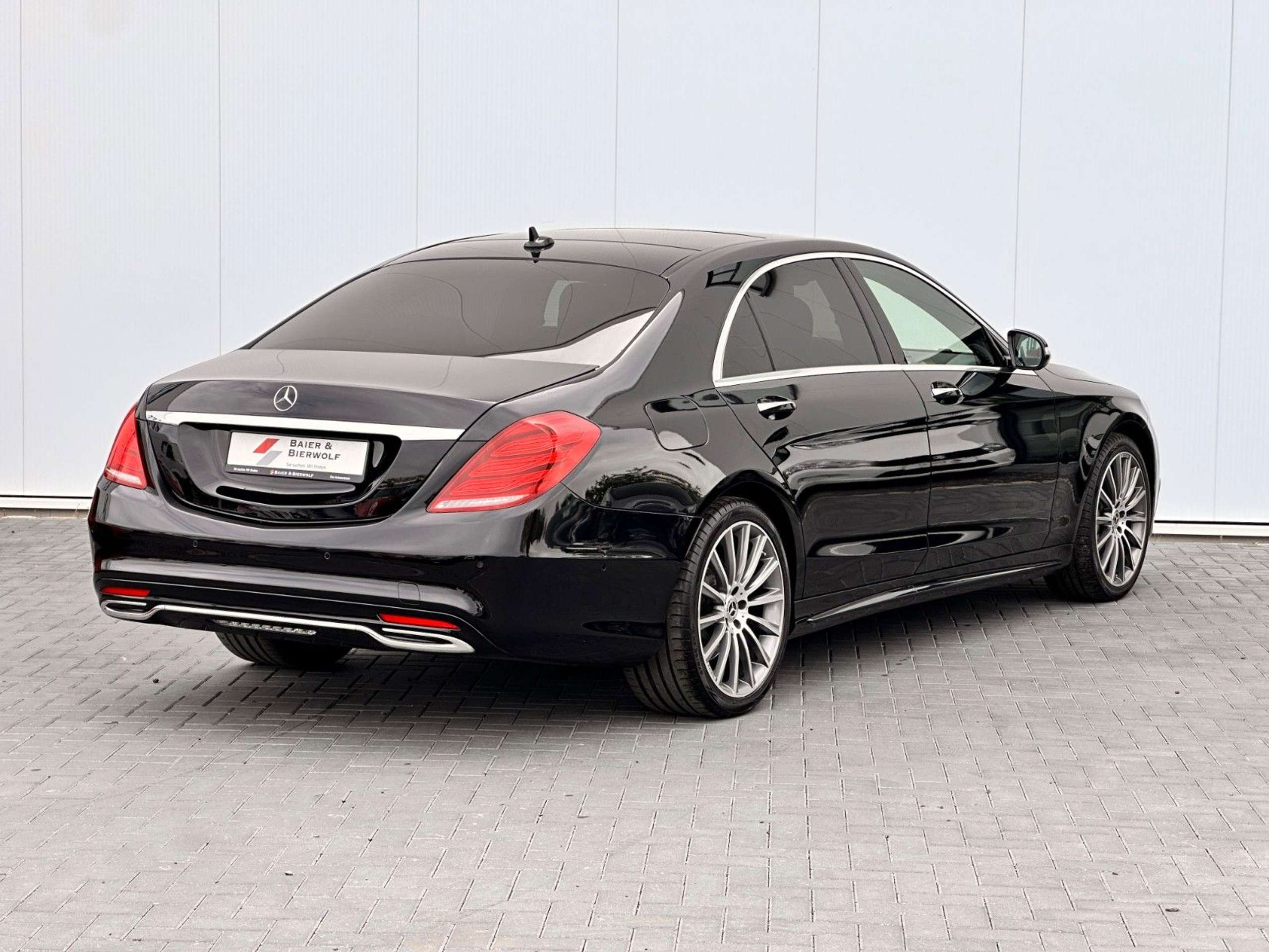 Mercedes-Benz - S 350