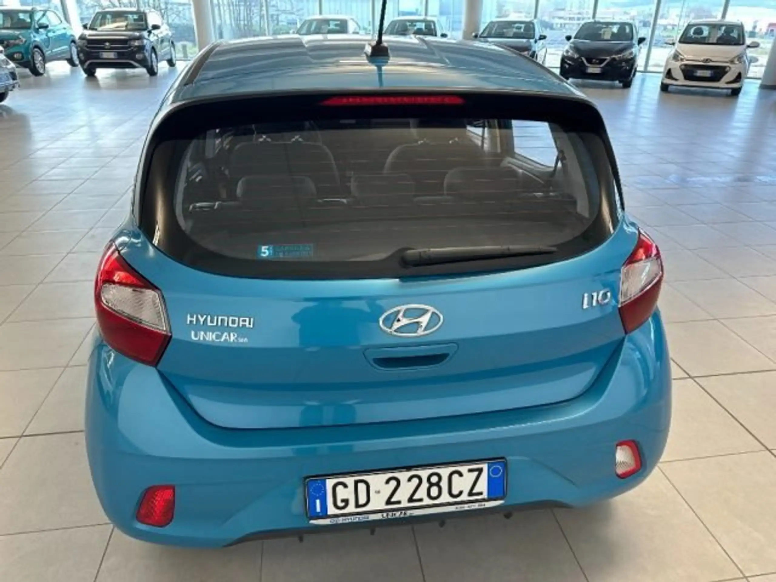 Hyundai - i10