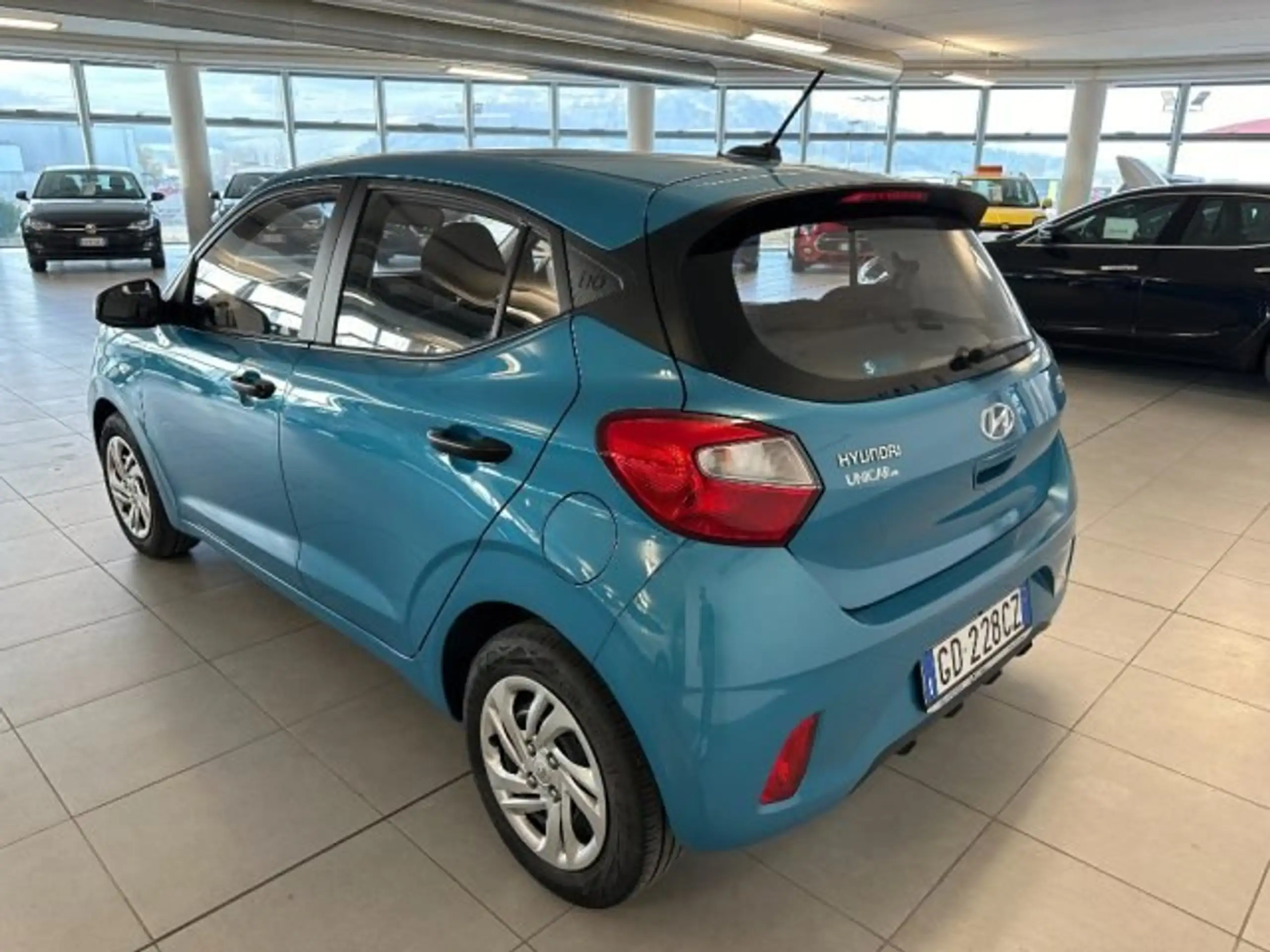 Hyundai - i10