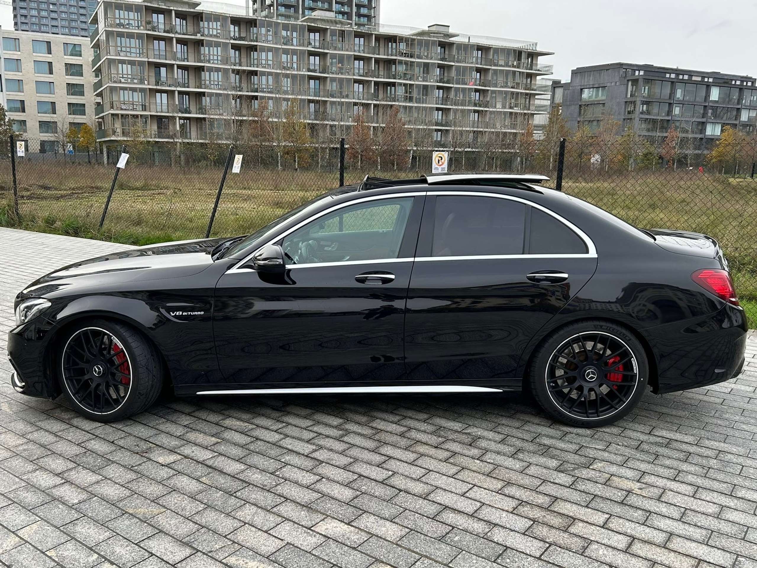 Mercedes-Benz - C 63 AMG