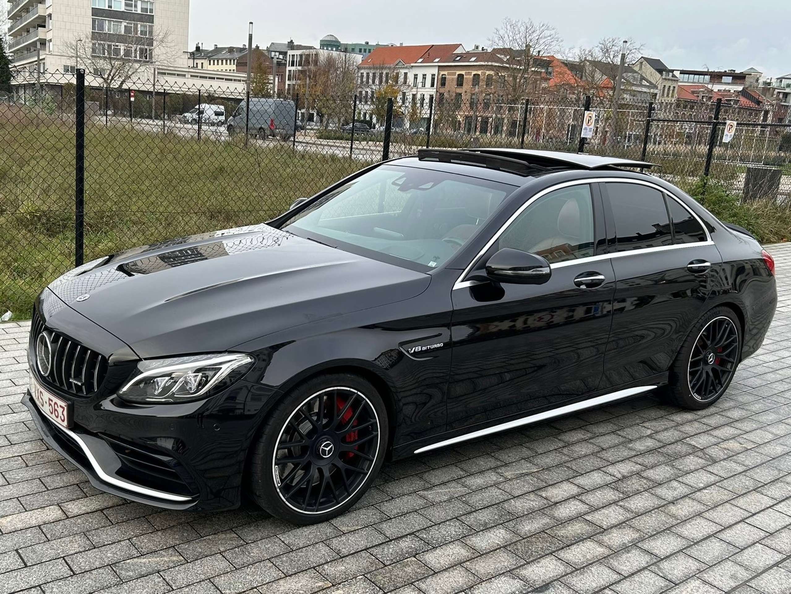 Mercedes-Benz - C 63 AMG