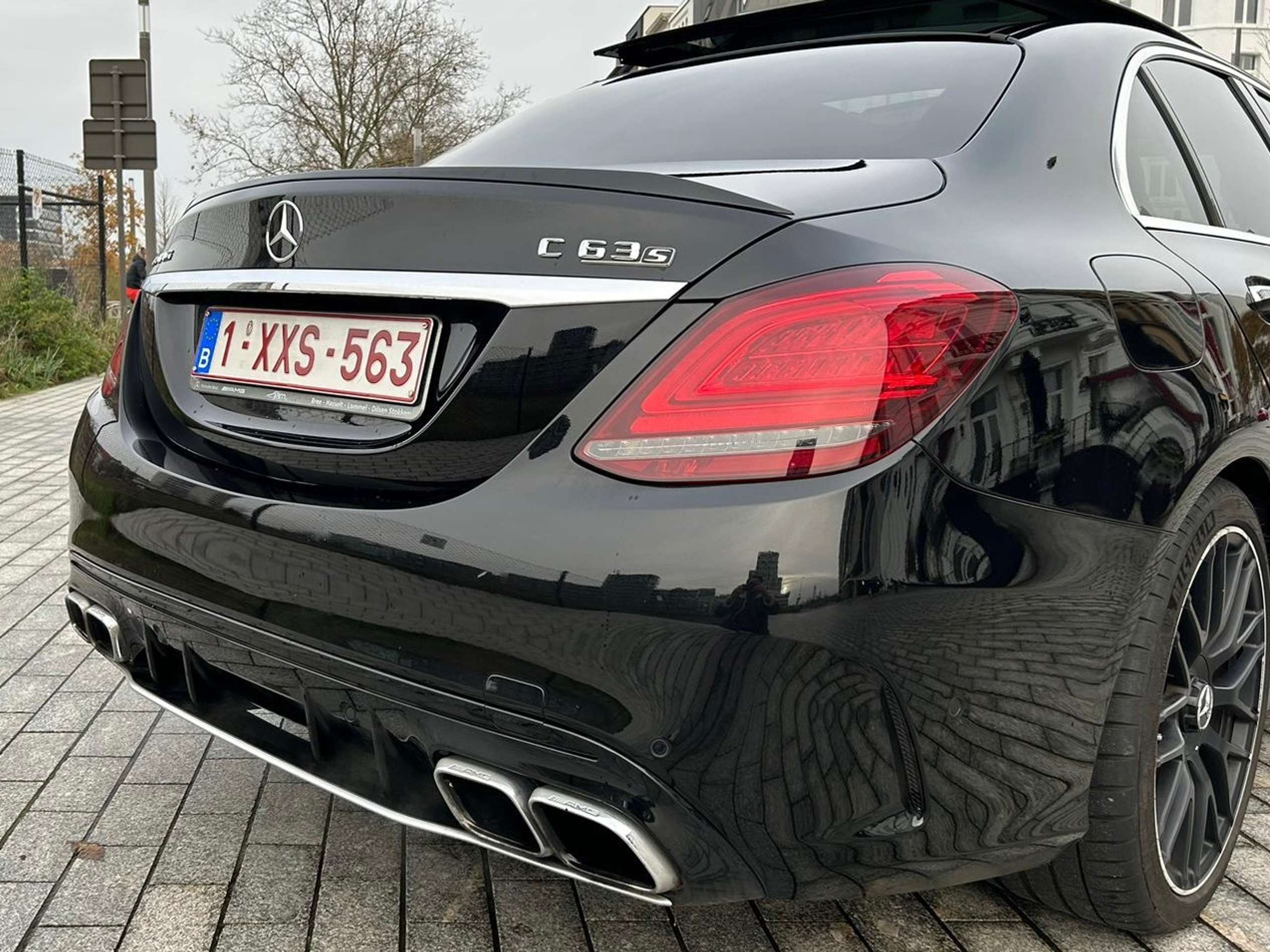 Mercedes-Benz - C 63 AMG