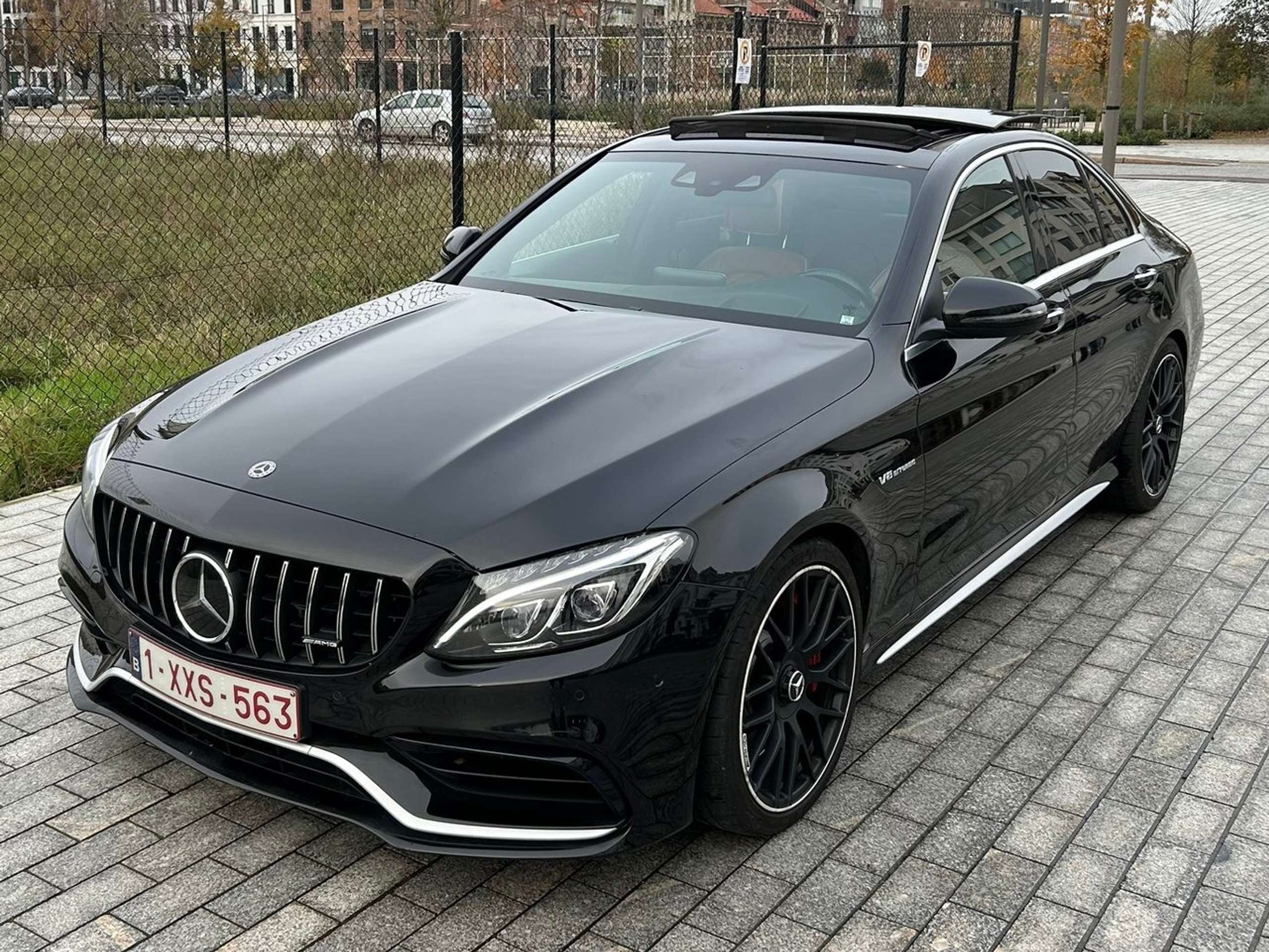 Mercedes-Benz - C 63 AMG