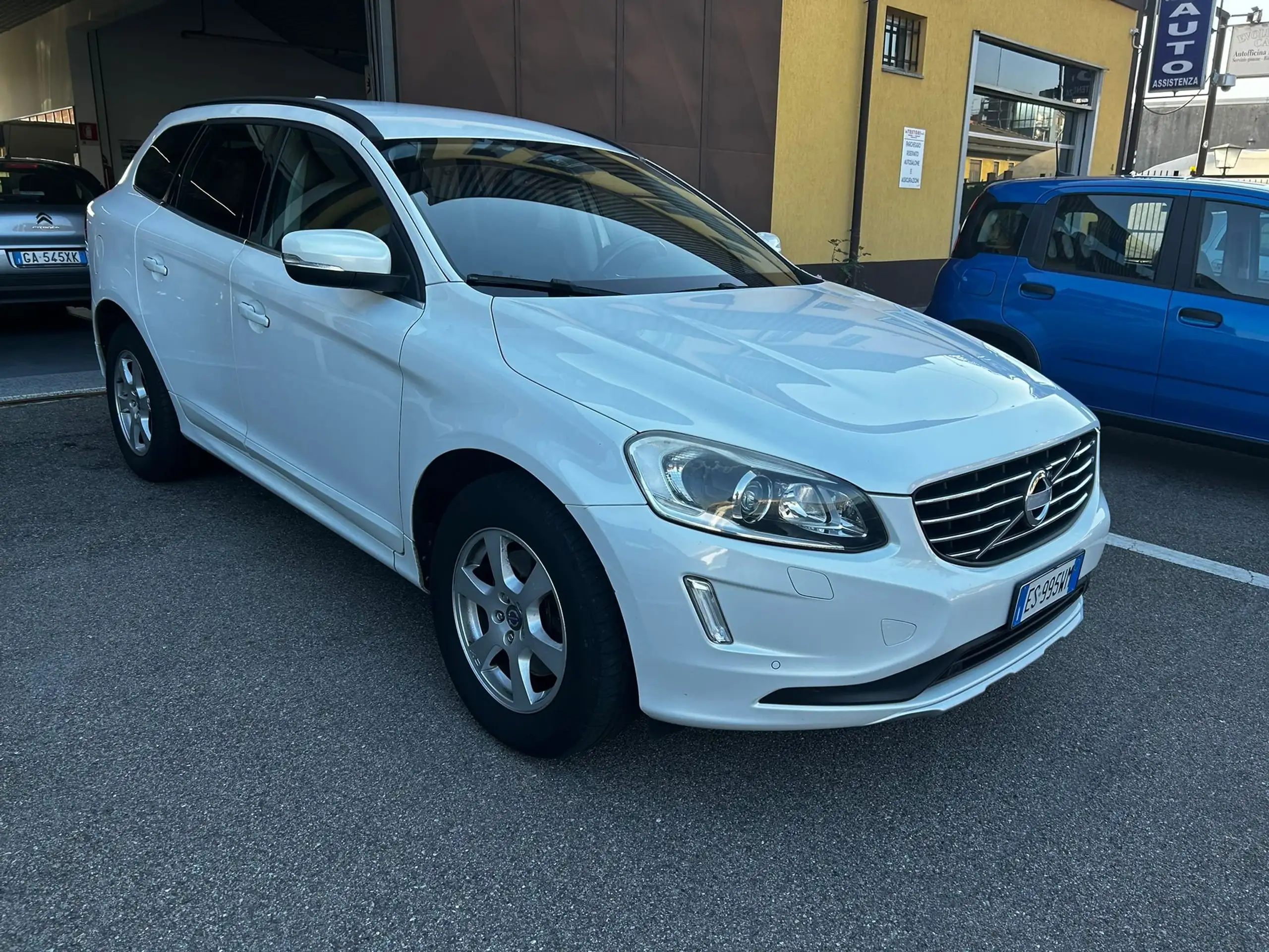 Volvo - XC60