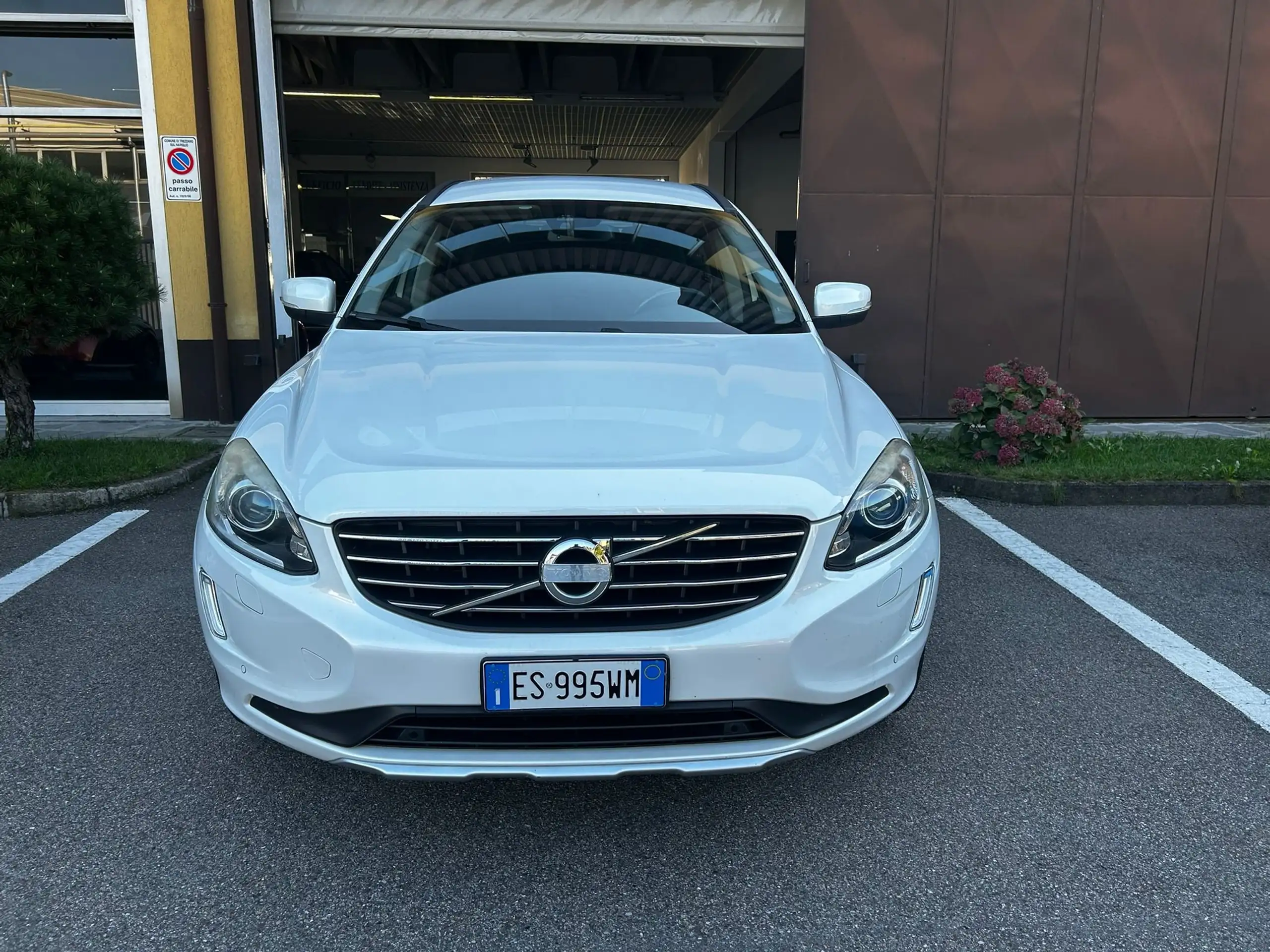 Volvo - XC60