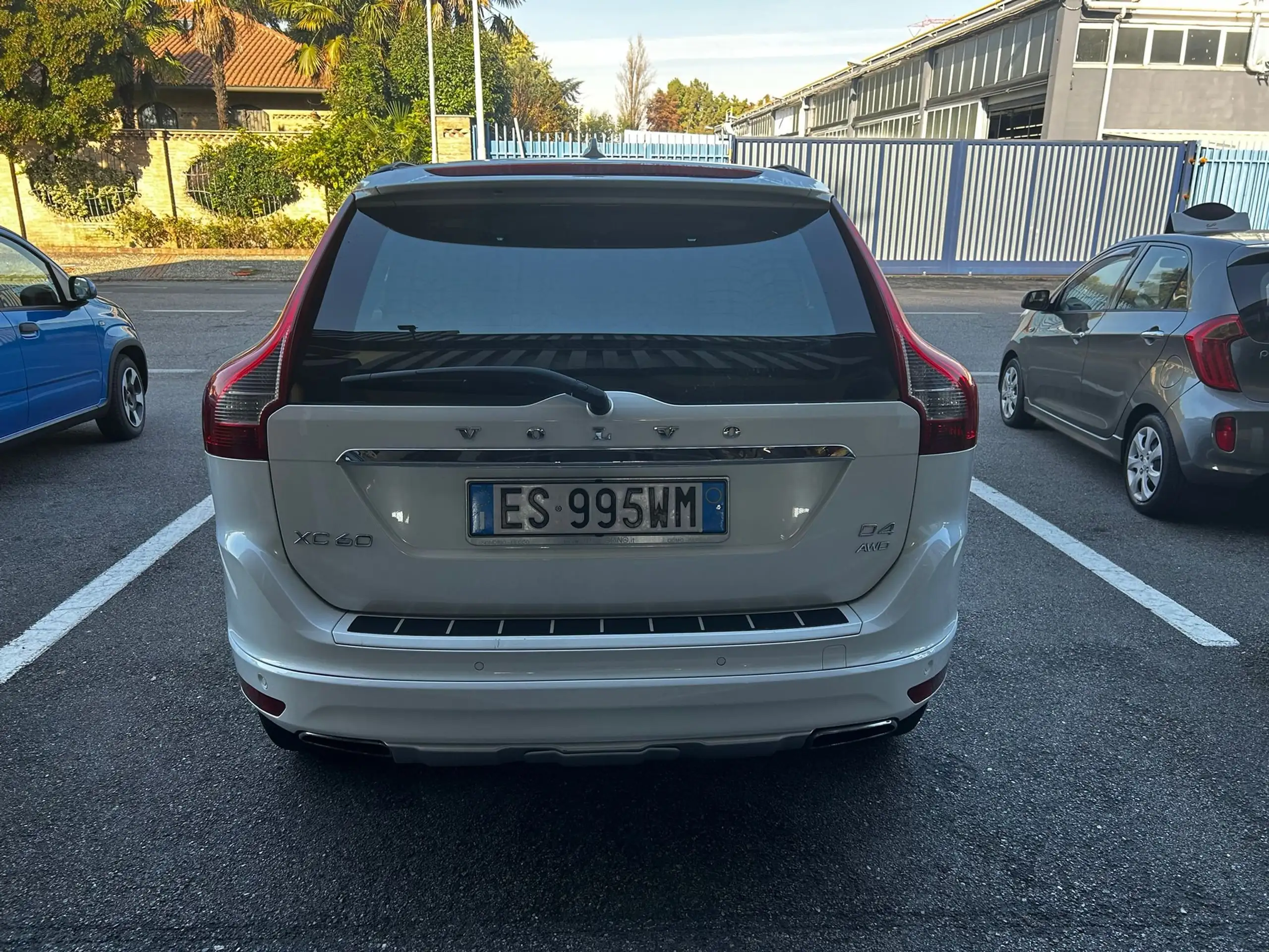 Volvo - XC60