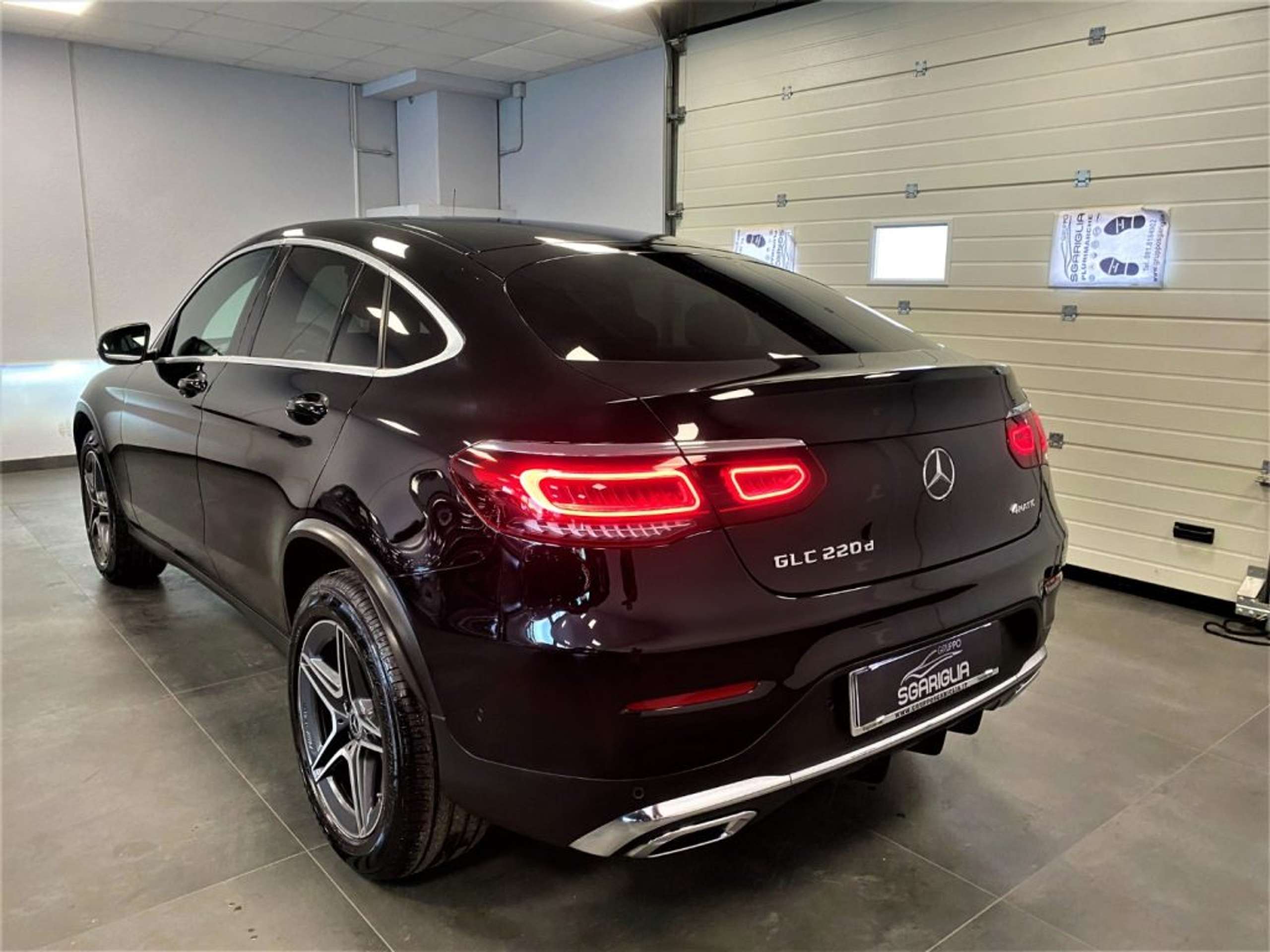 Mercedes-Benz - GLC 220