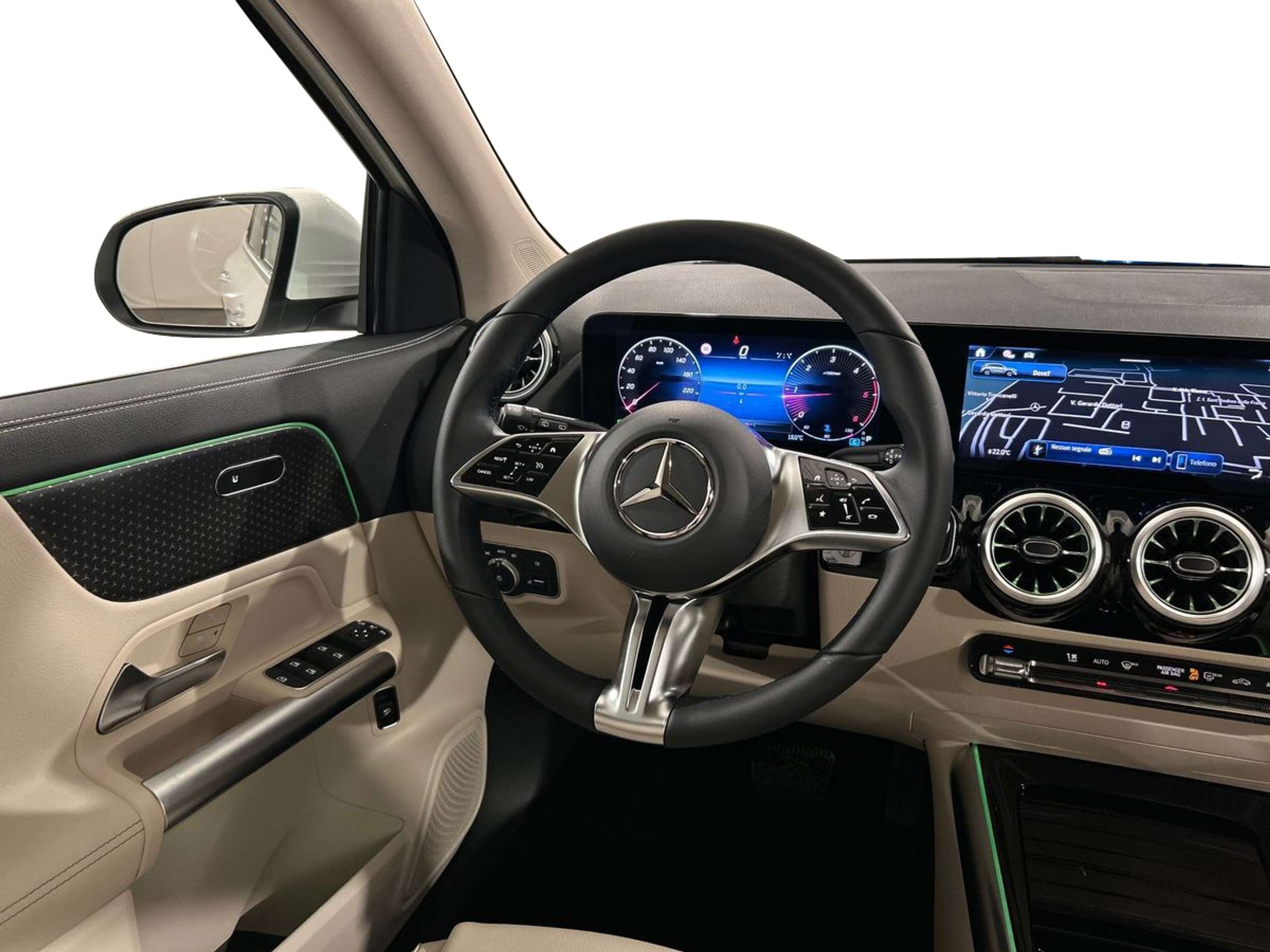 Mercedes-Benz - GLA 180