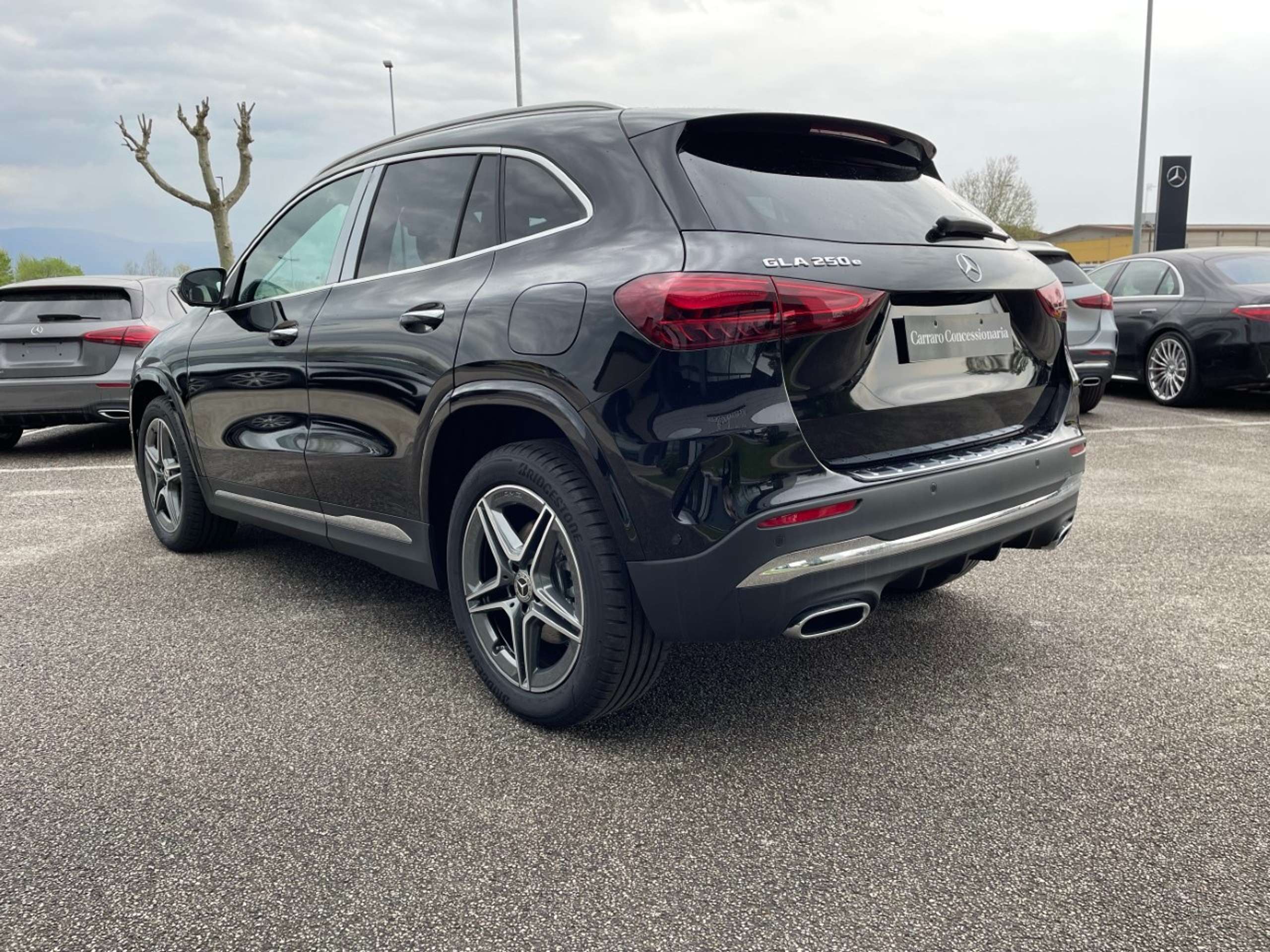 Mercedes-Benz - GLA 250