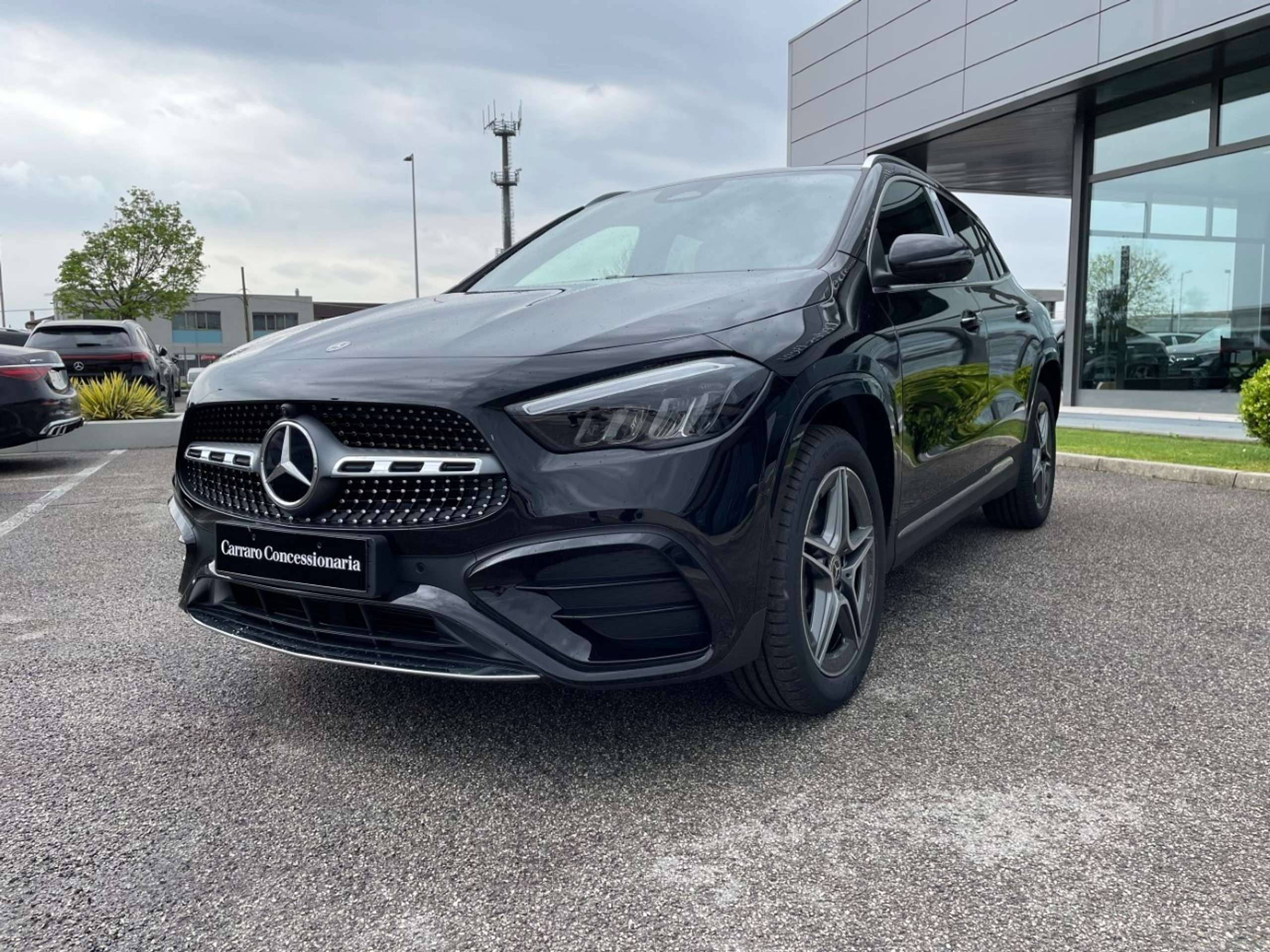 Mercedes-Benz - GLA 250