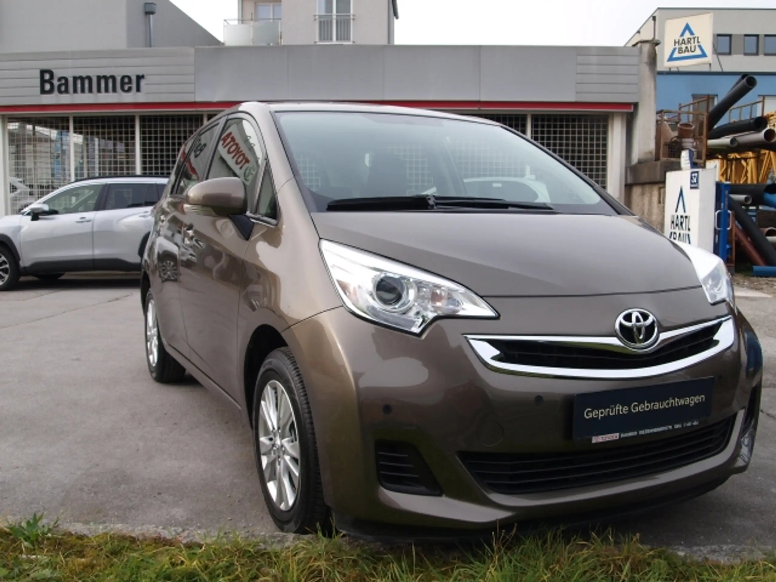 Toyota - Verso-S