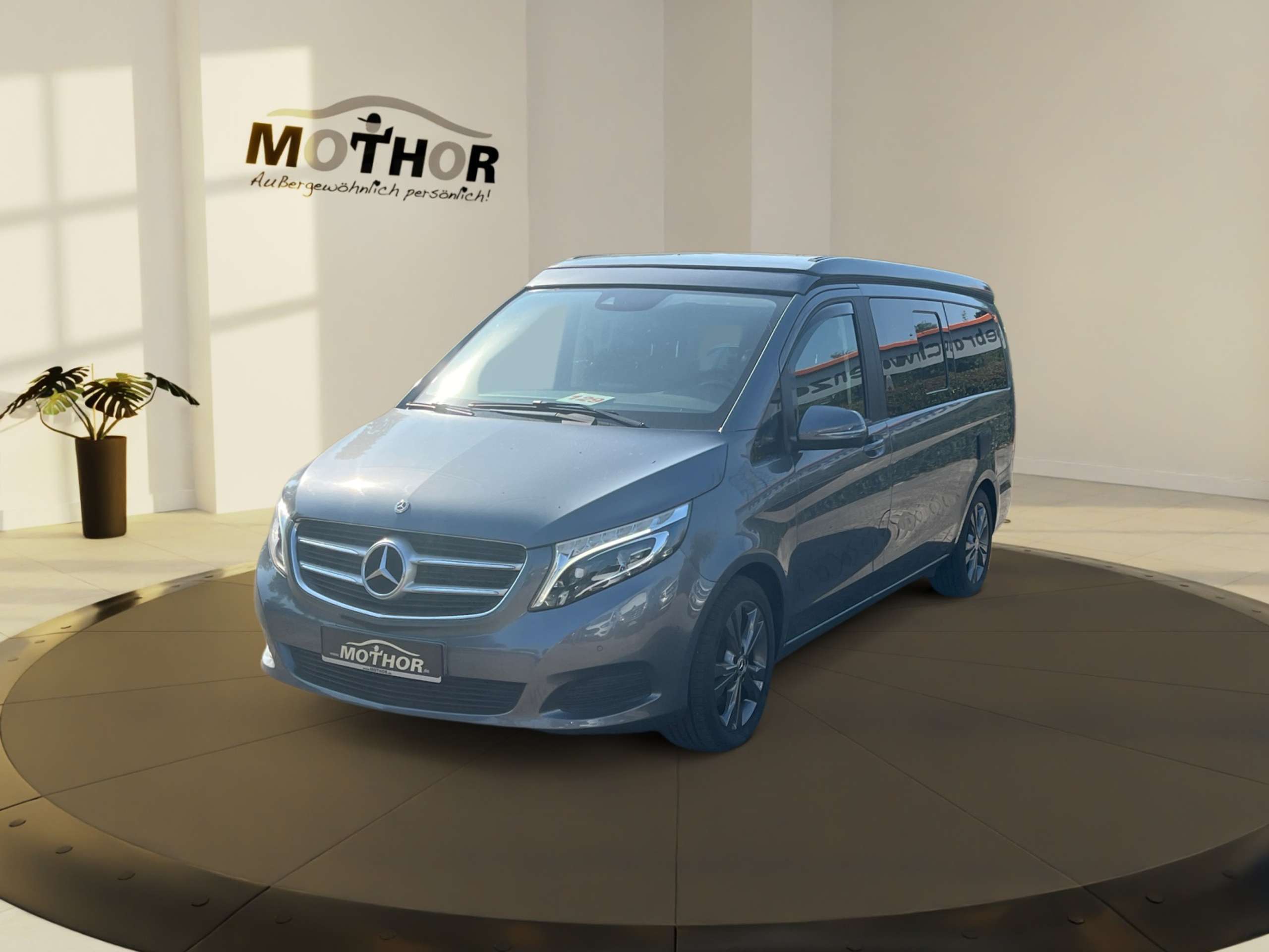 Mercedes-Benz - Marco Polo