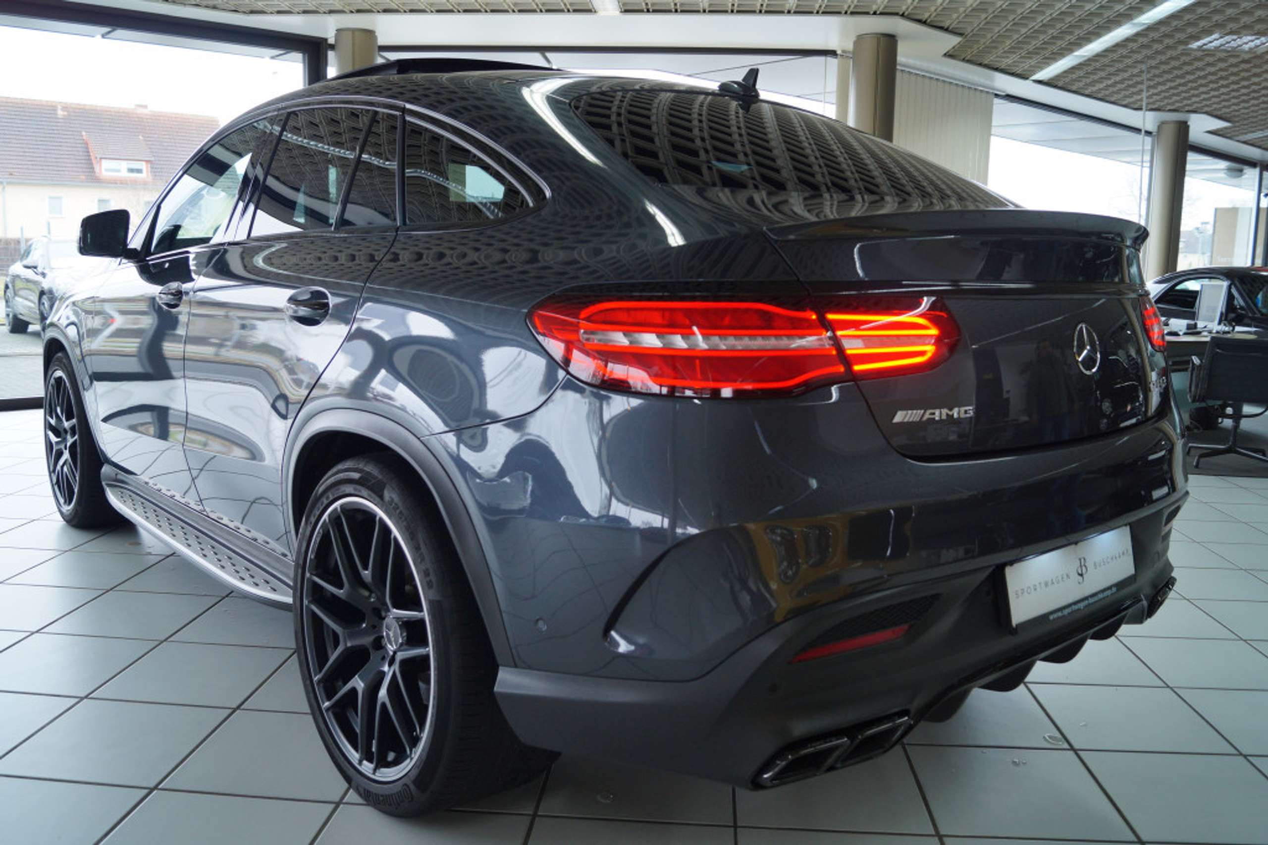 Mercedes-Benz - GLE 63 AMG