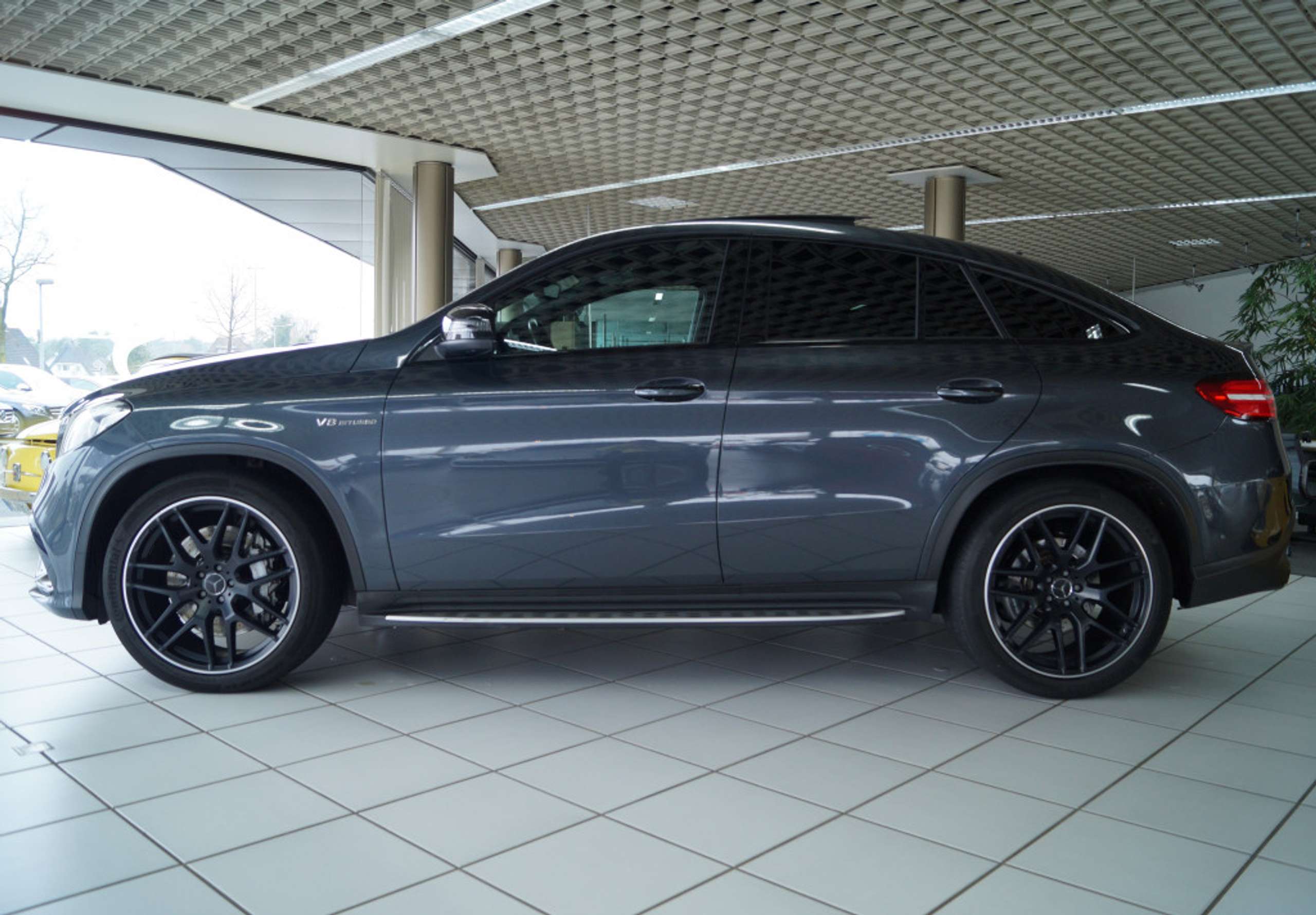 Mercedes-Benz - GLE 63 AMG