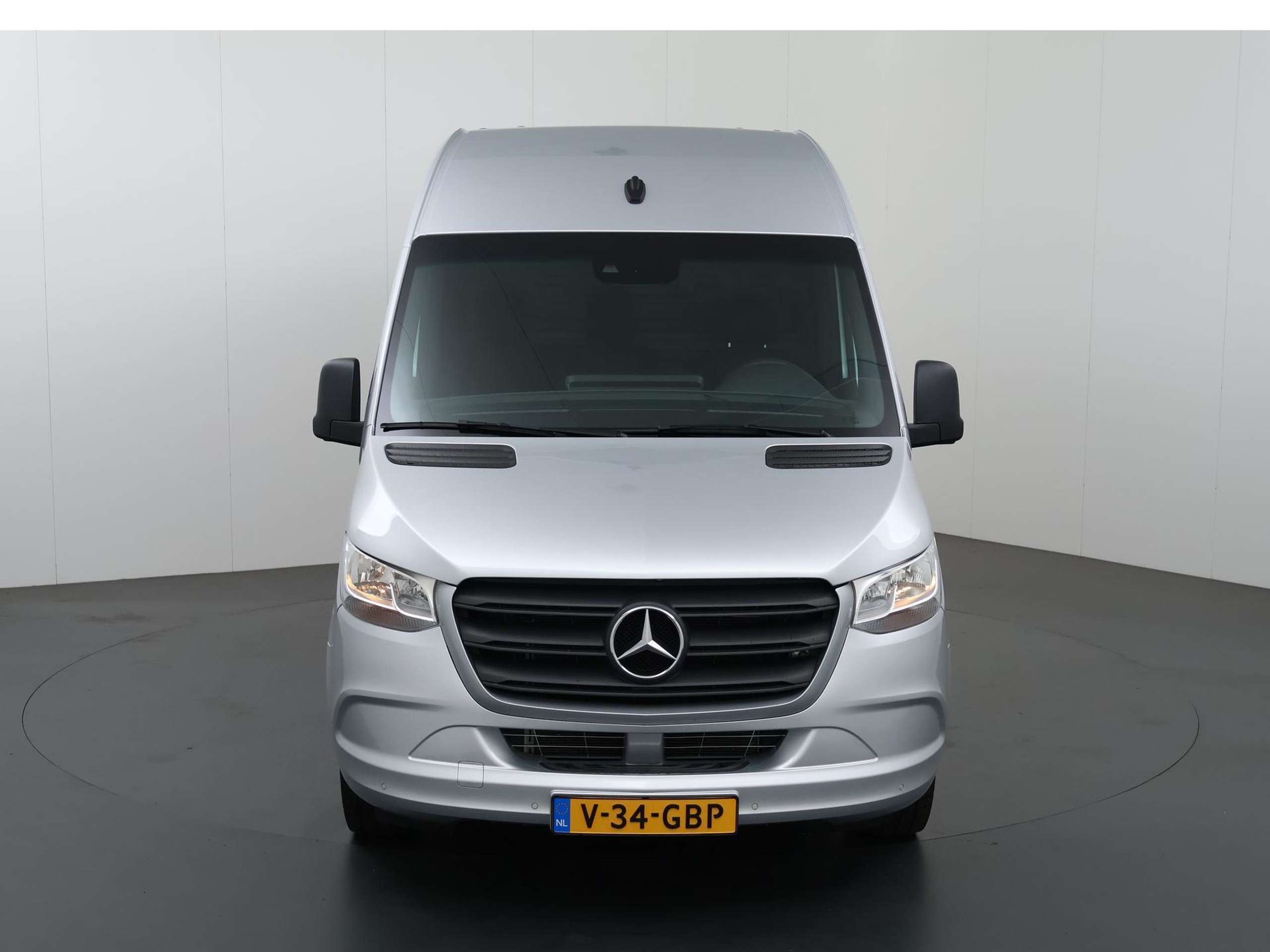 Mercedes-Benz - Sprinter