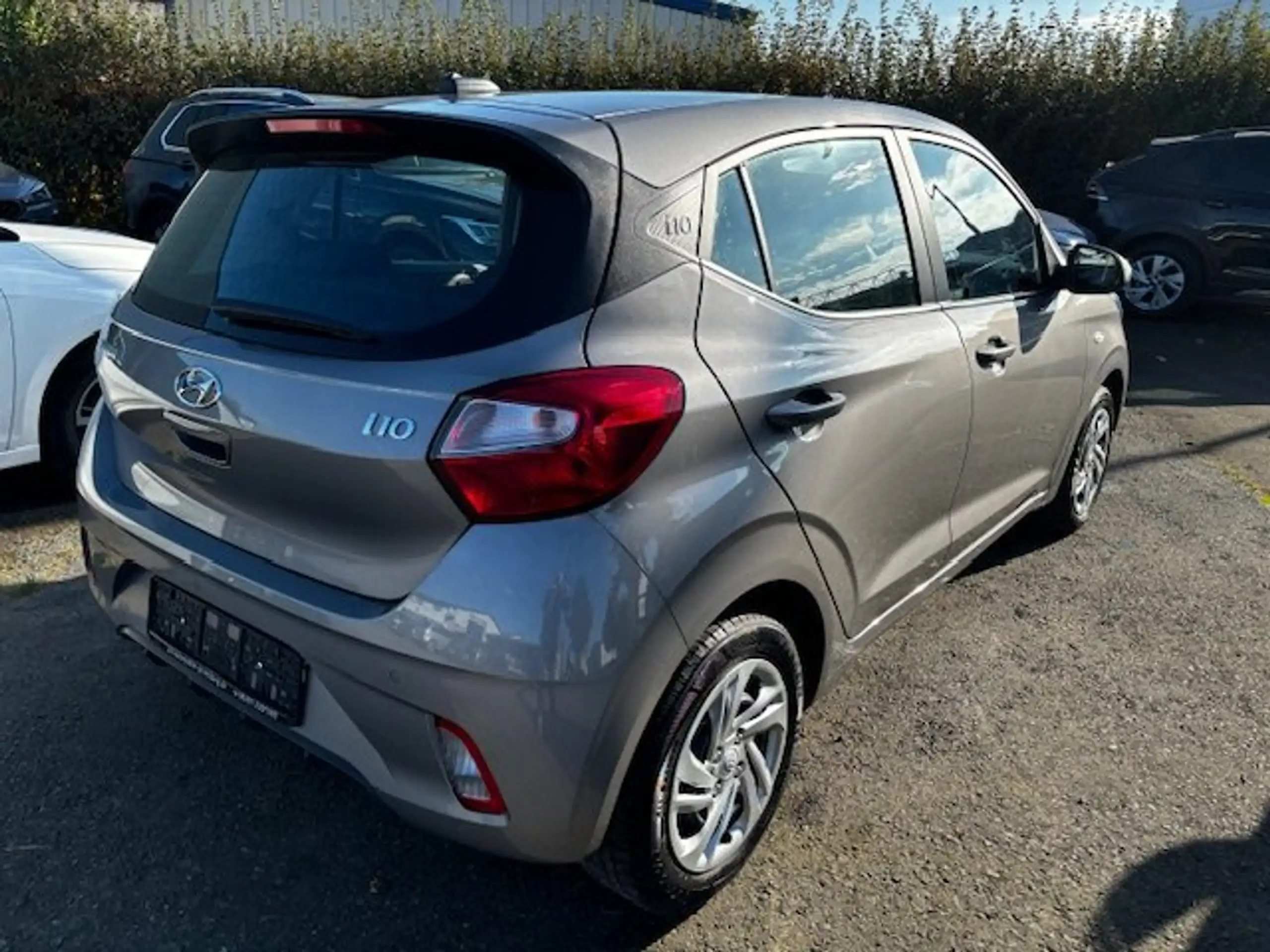 Hyundai - i10