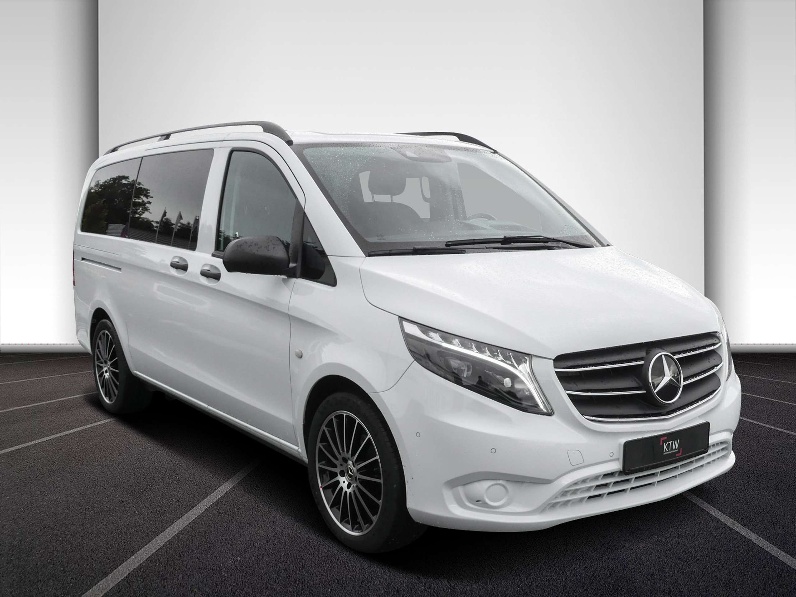 Mercedes-Benz - Vito