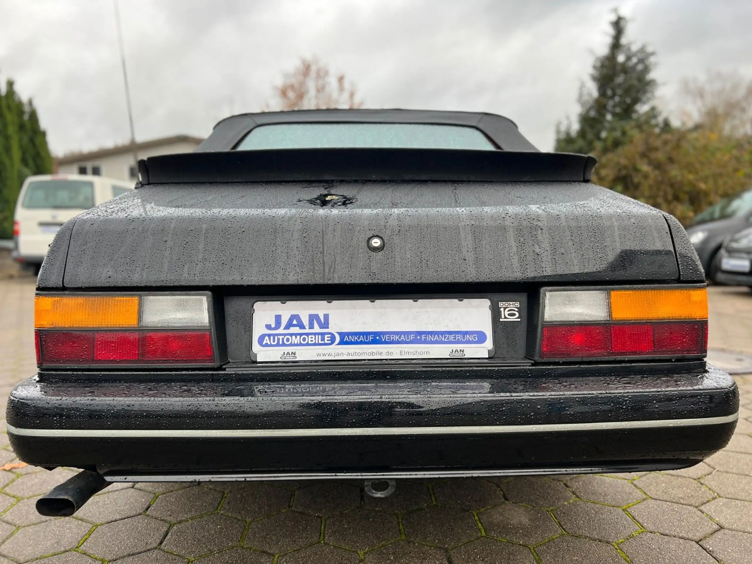 Saab - 900