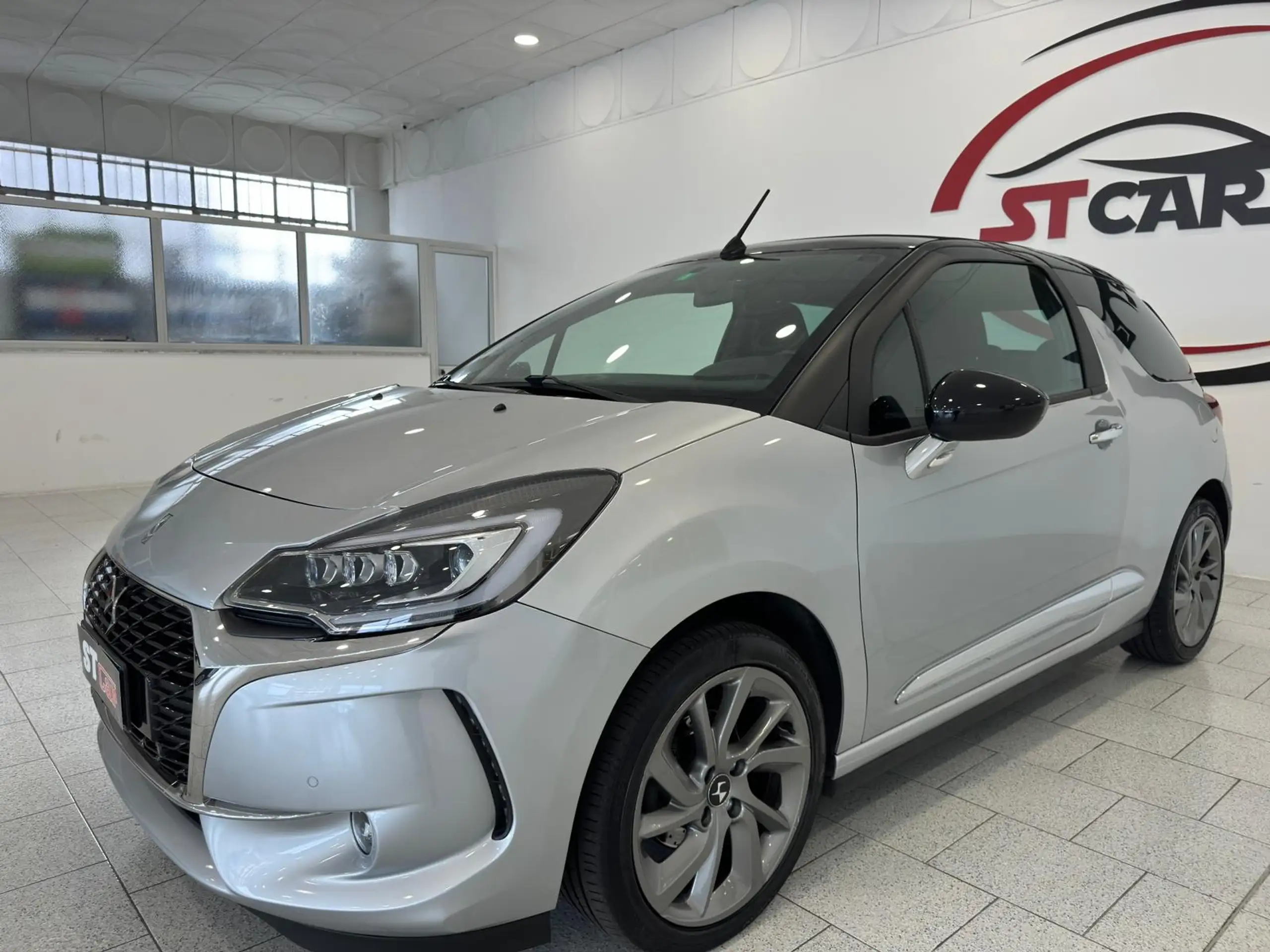 DS Automobiles - DS 3