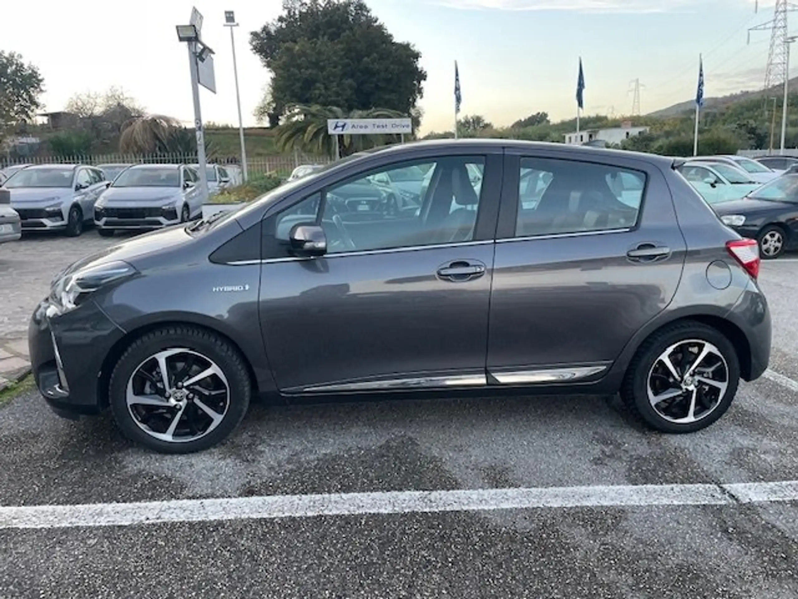 Toyota - Yaris