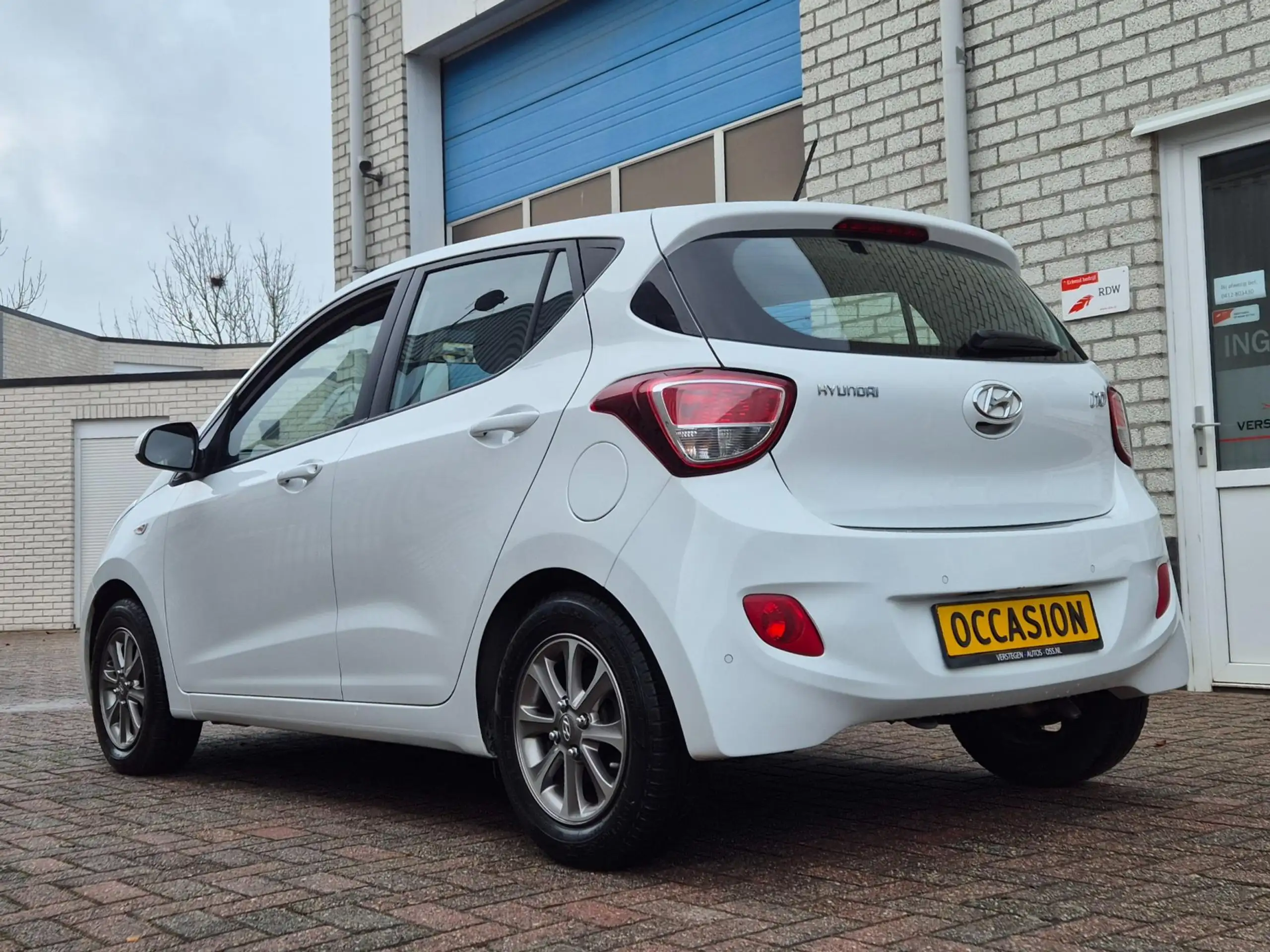 Hyundai - i10