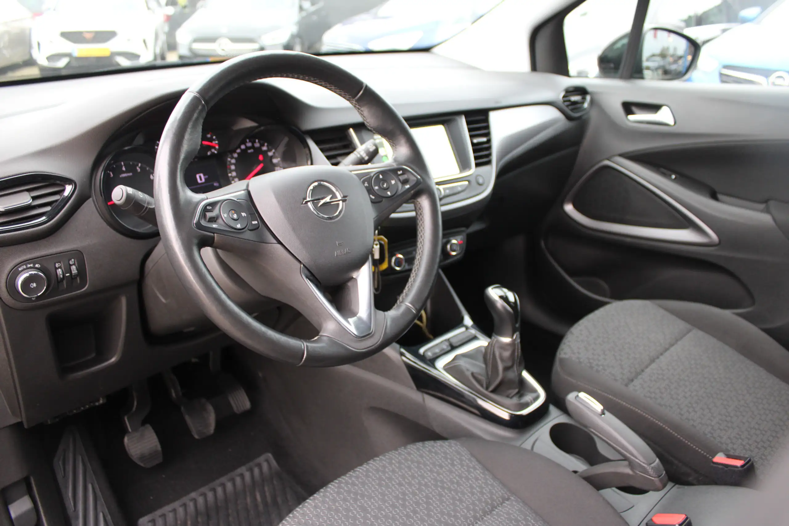 Opel - Crossland X