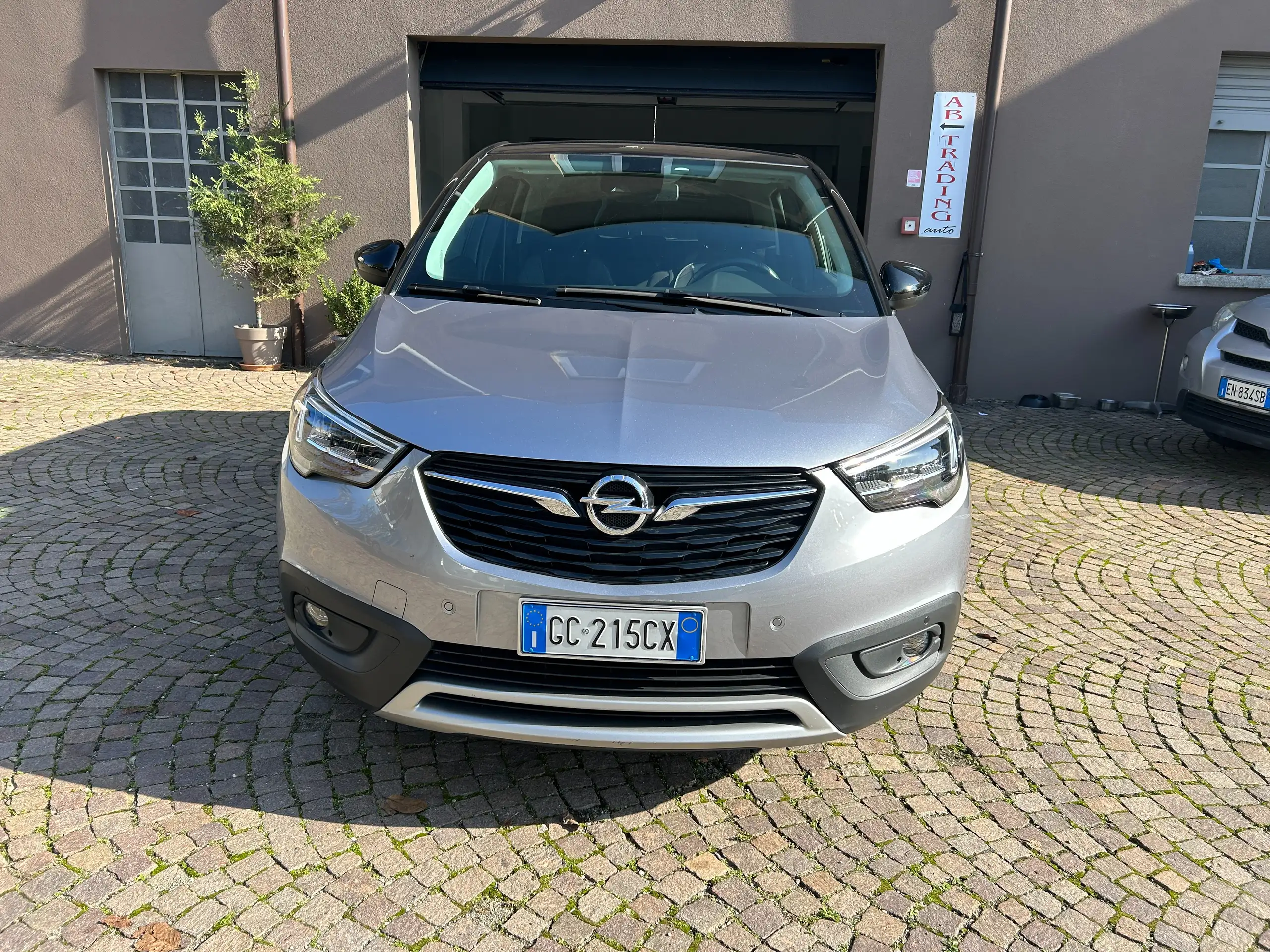 Opel - Crossland X