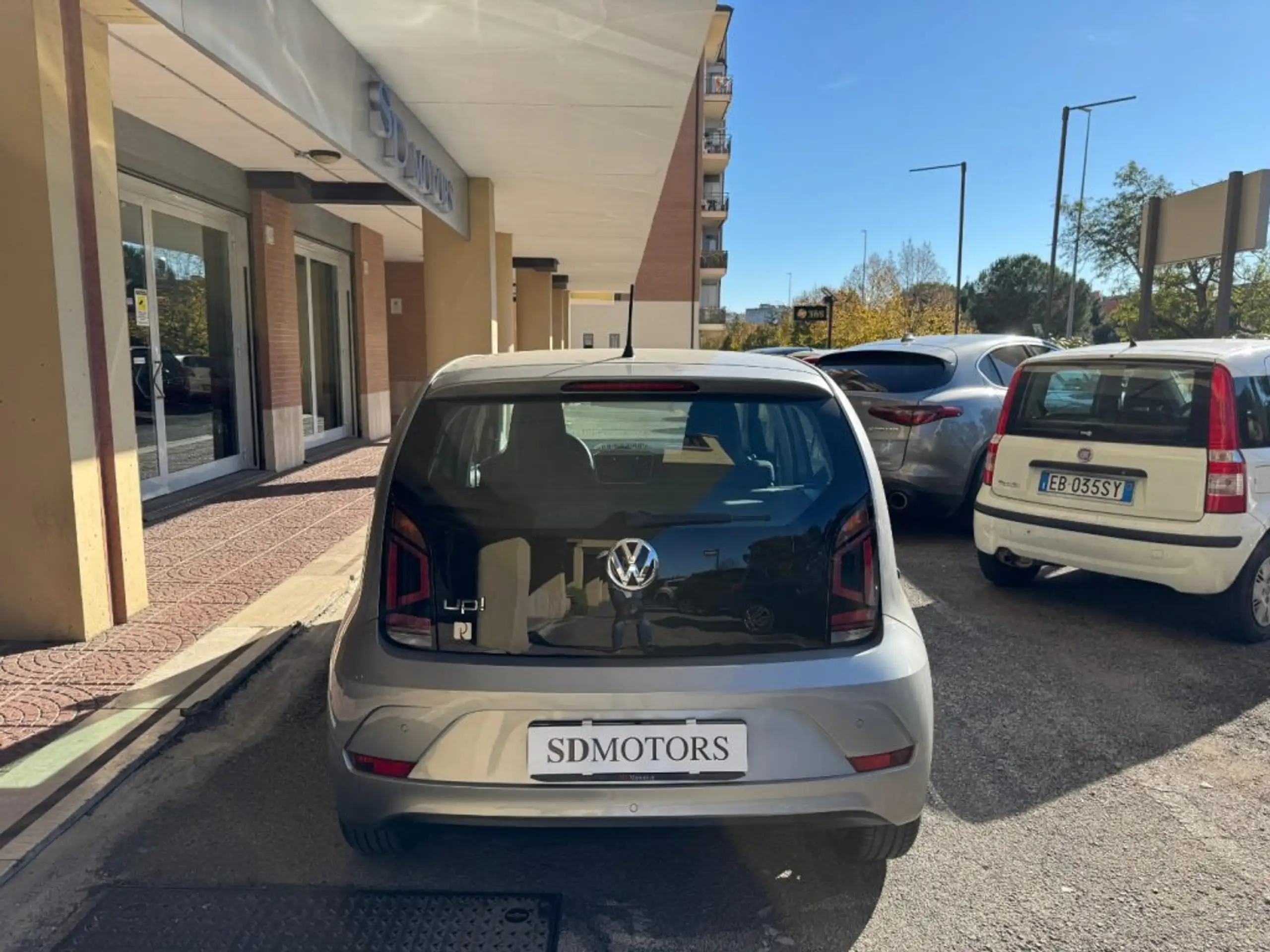 Volkswagen - up!