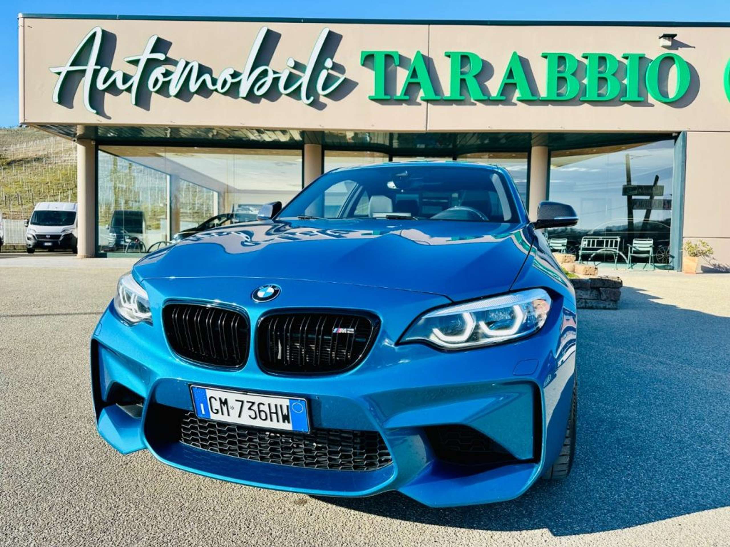 BMW - M2