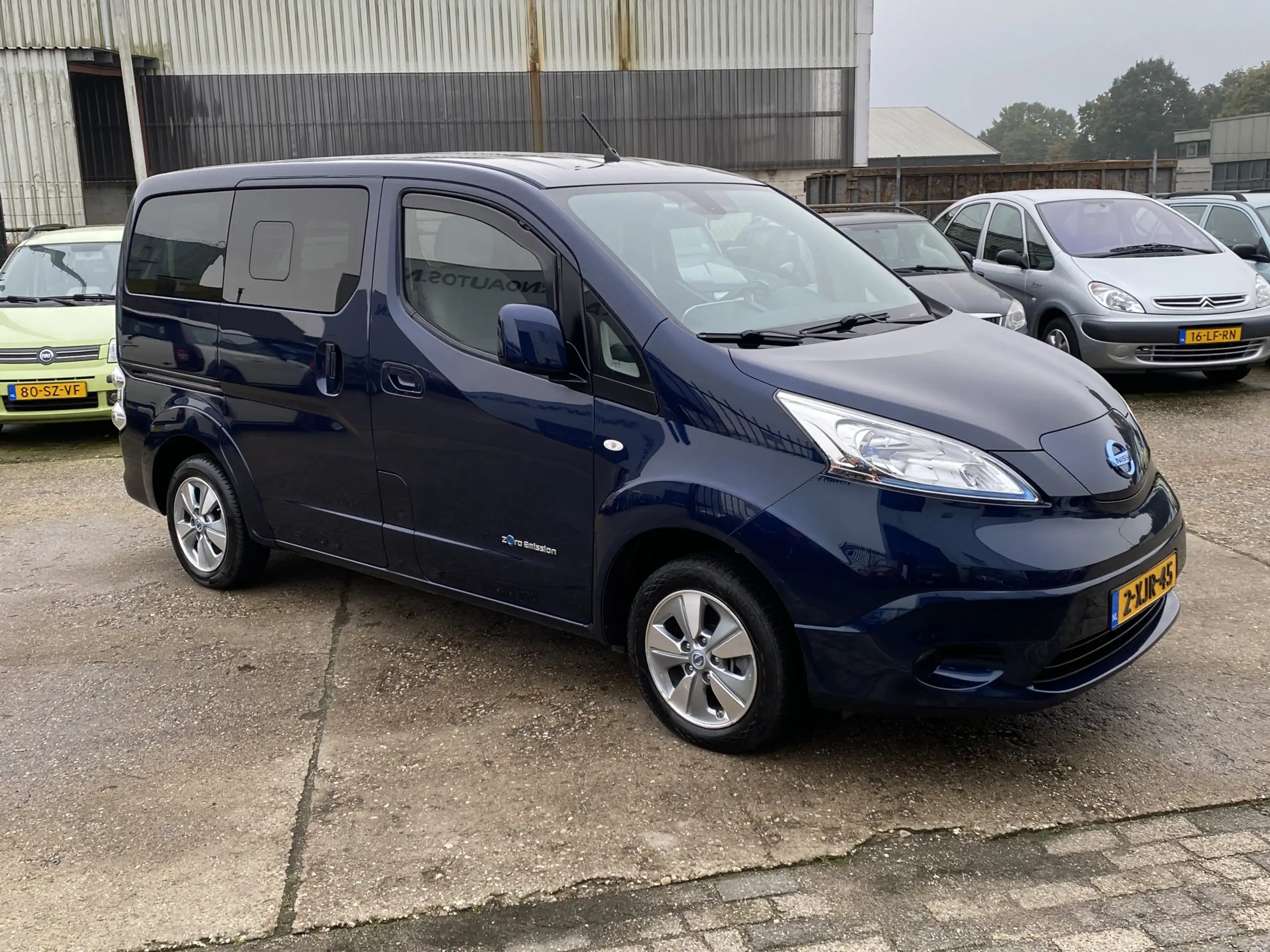 Nissan - E-NV200