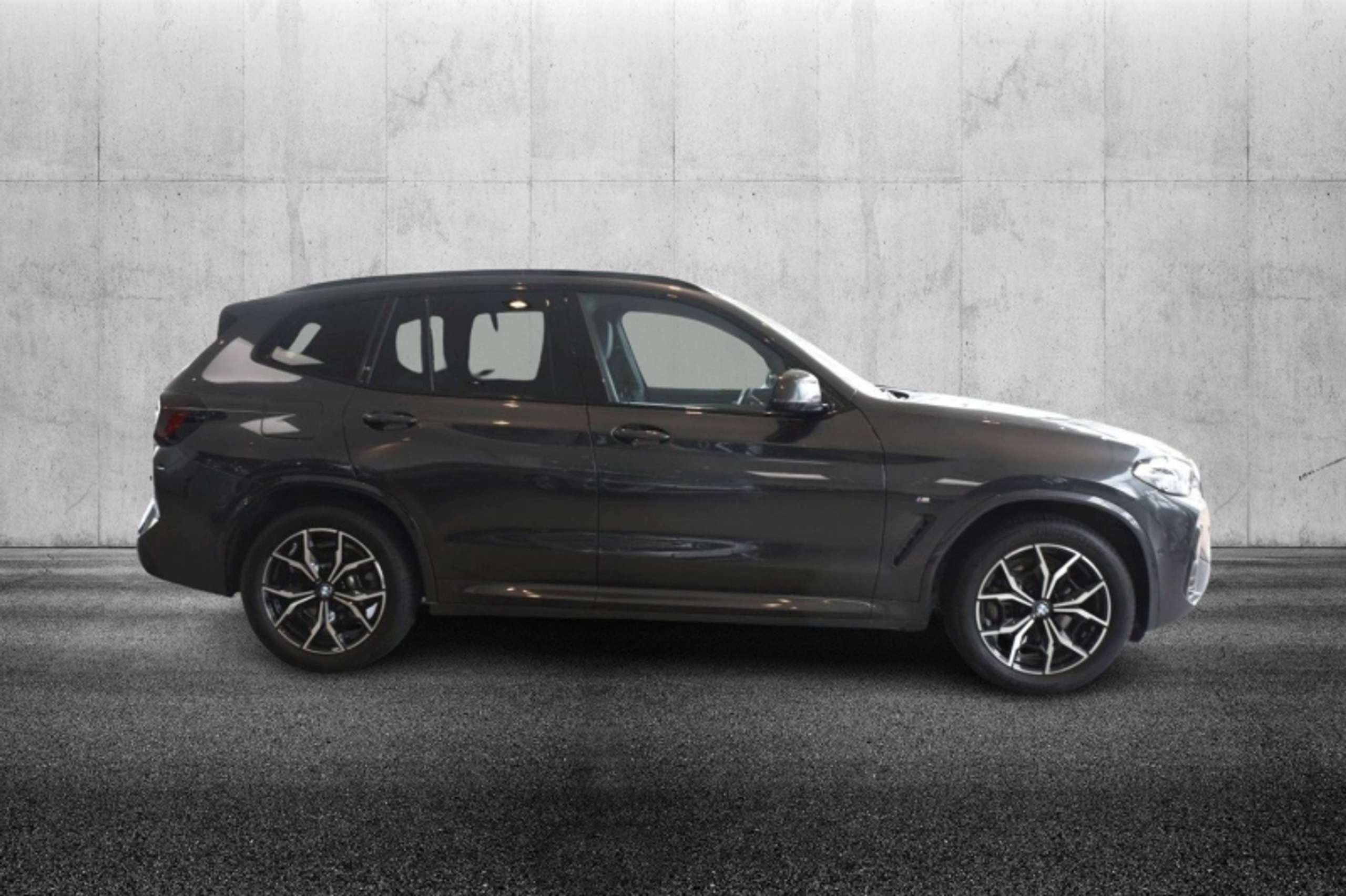 BMW - X3