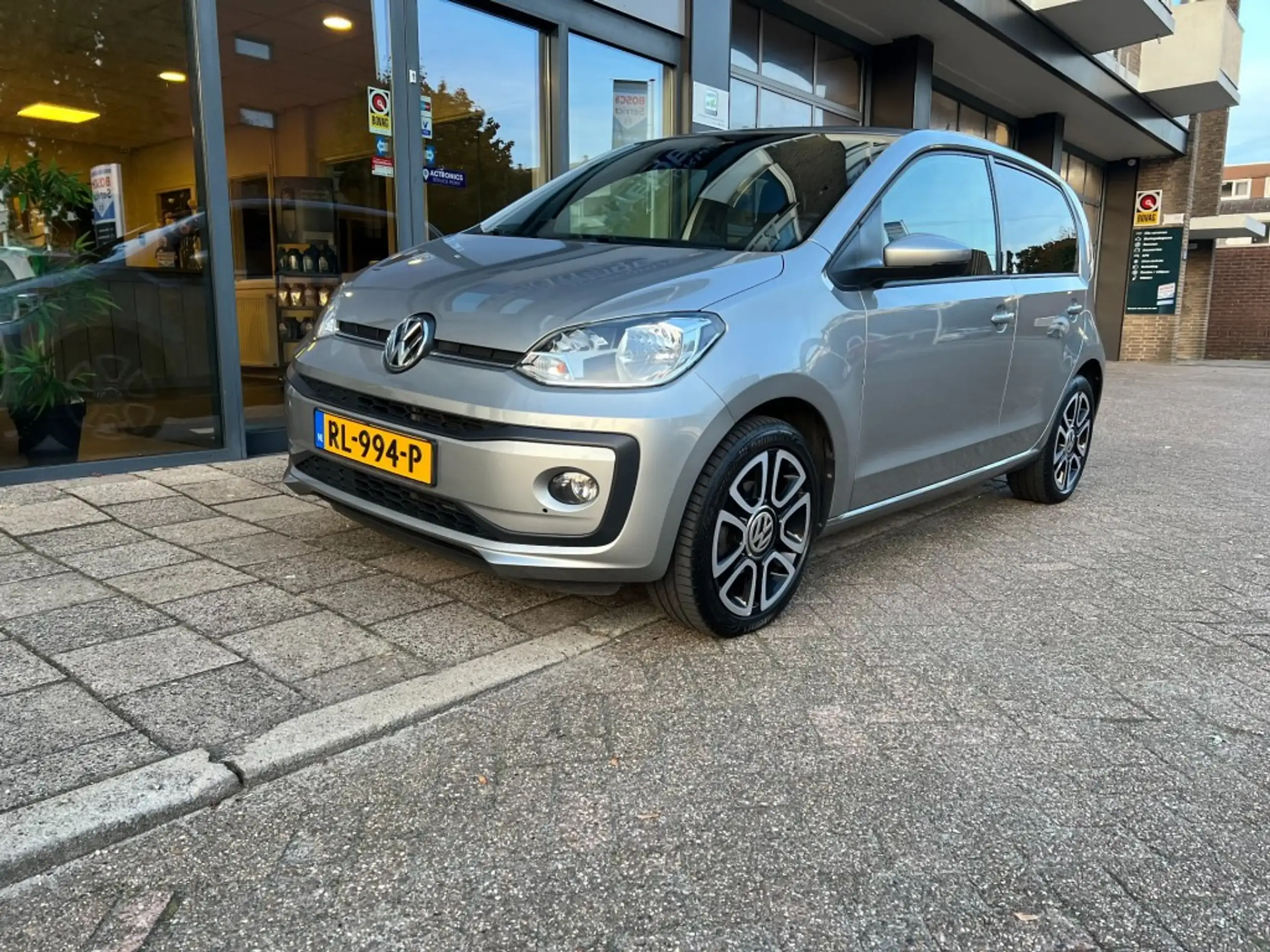 Volkswagen - up!