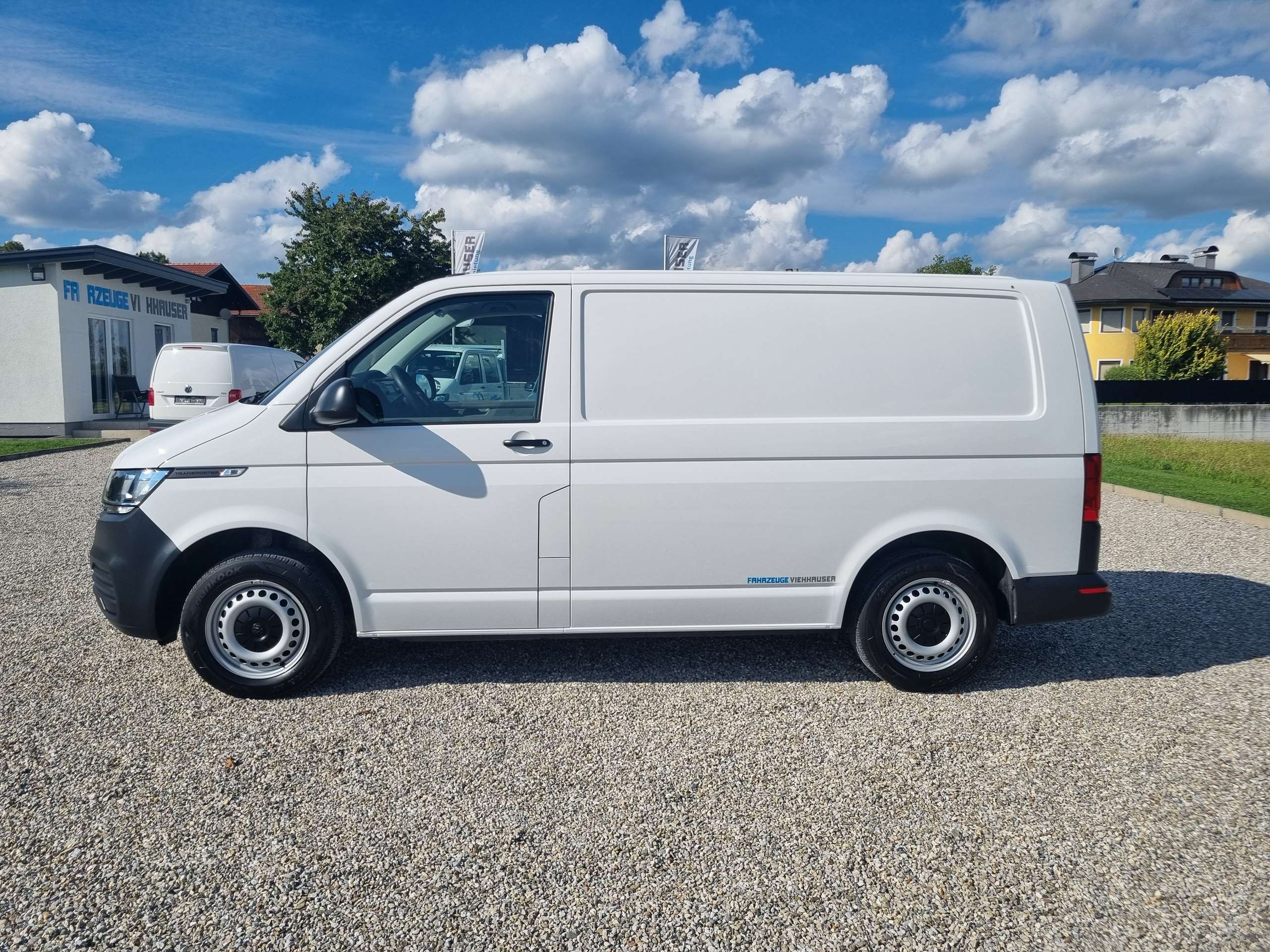 Volkswagen - T6.1 Transporter