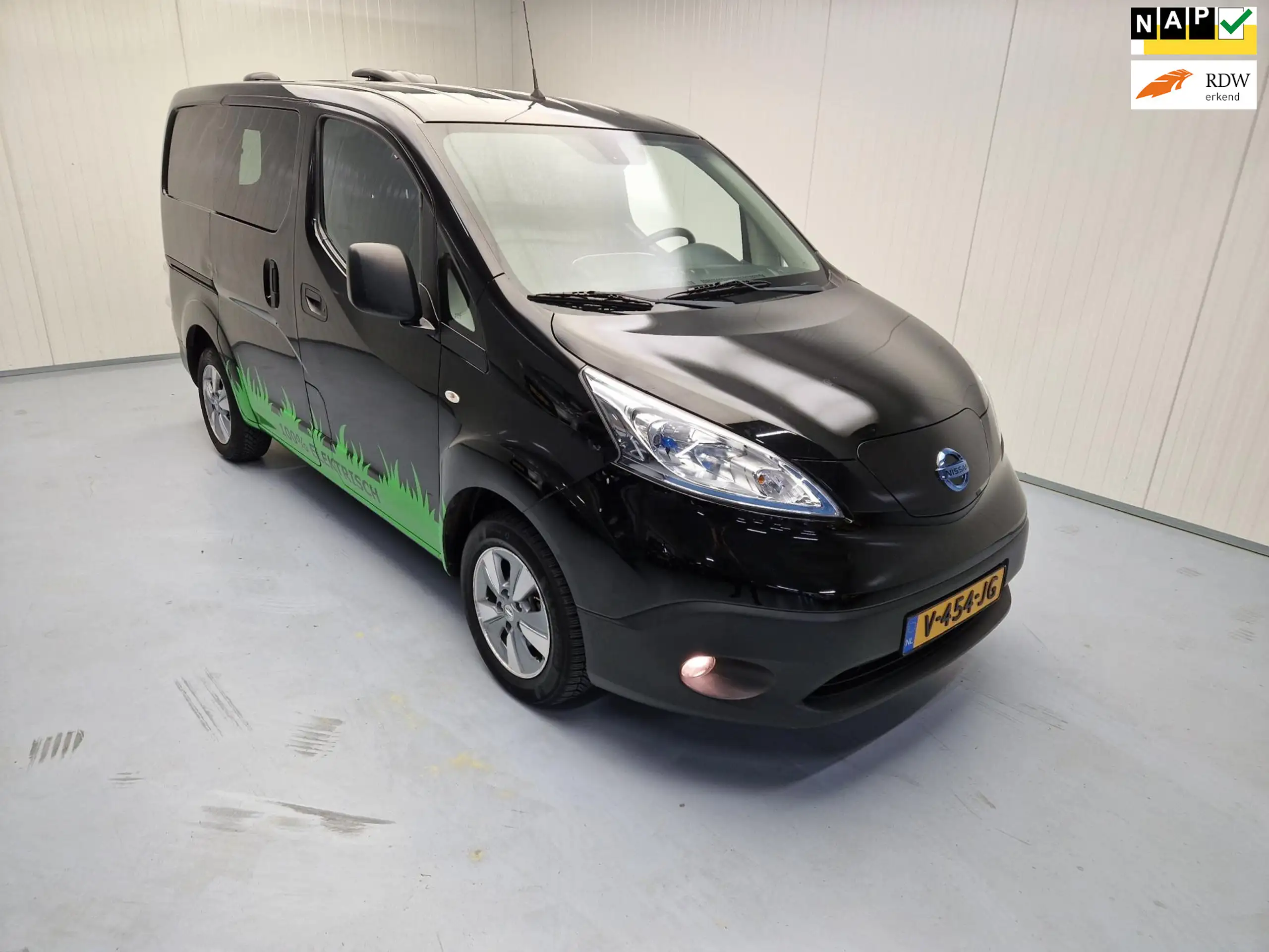 Nissan - E-NV200